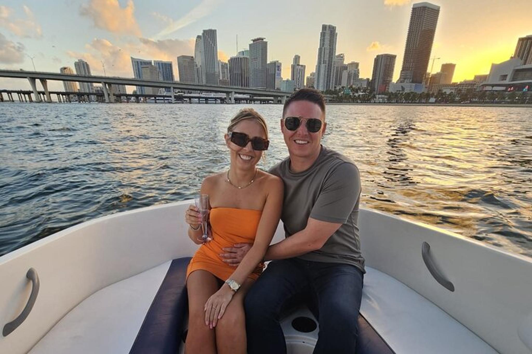 Miami Shared Boat Tour 2 hr - Image 4