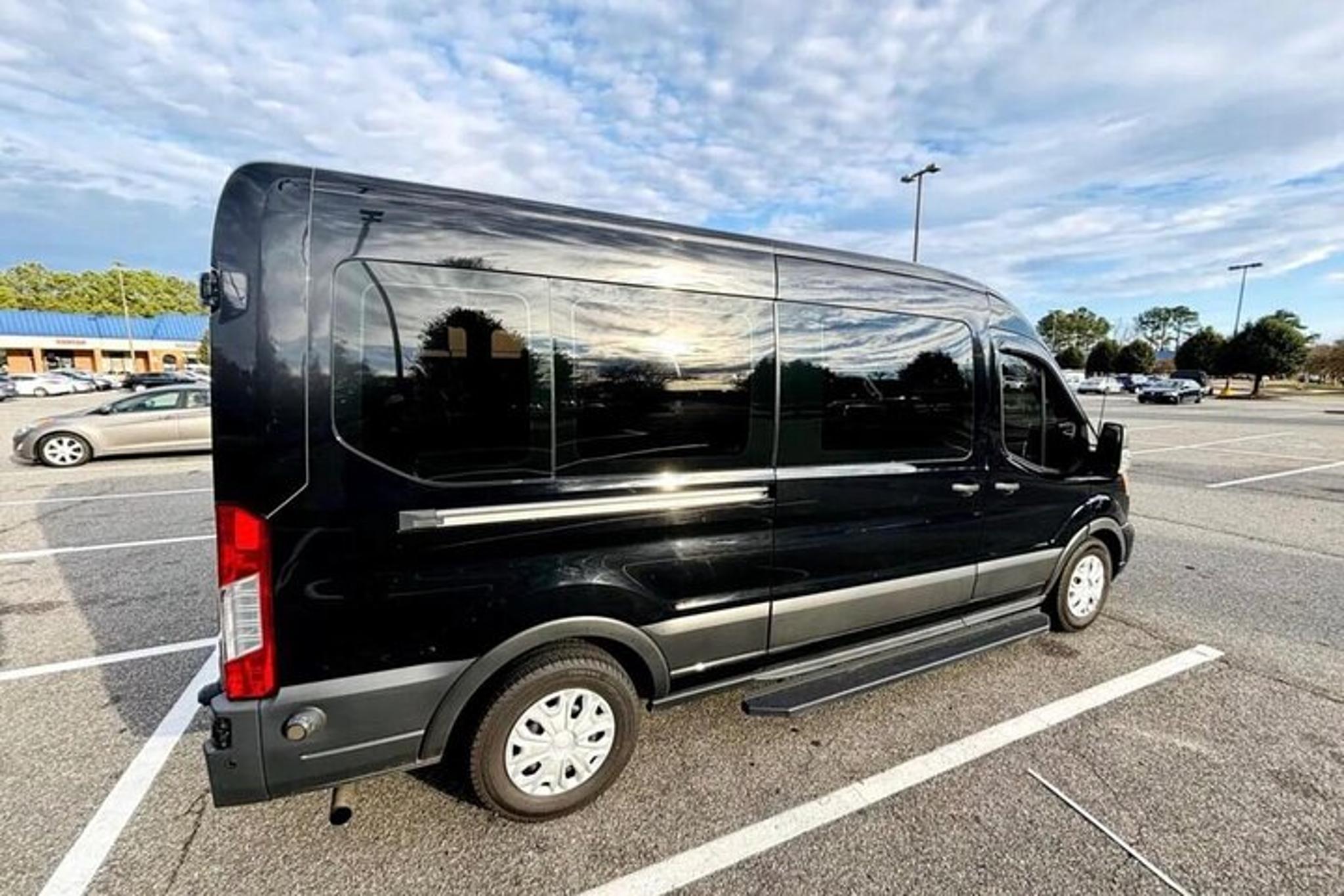 Bamville Private & Airport Transfers - Image 6