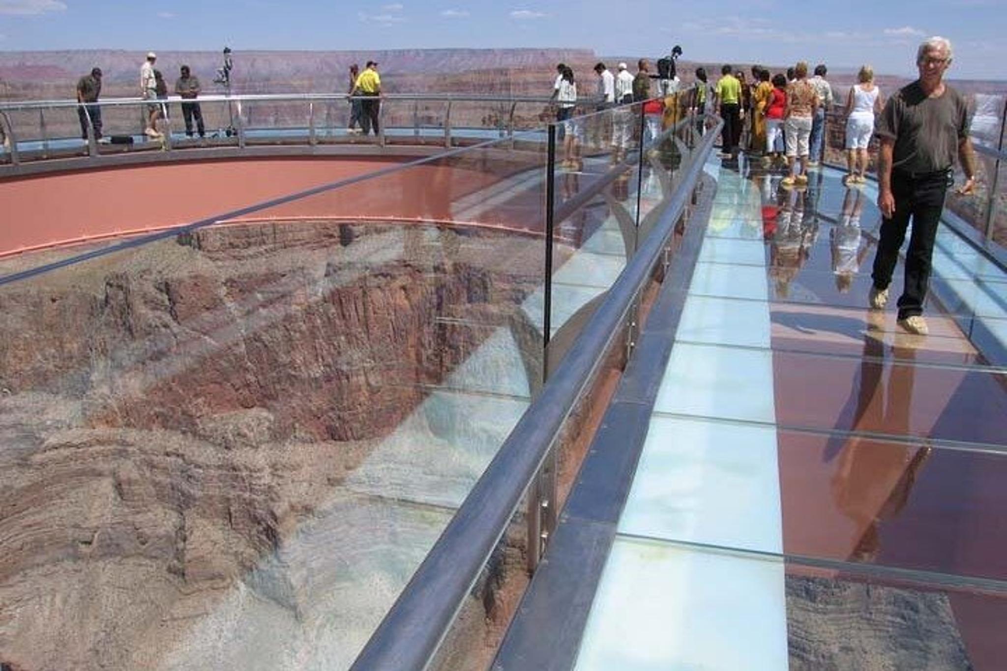Grand Canyon West Skywalk Tour