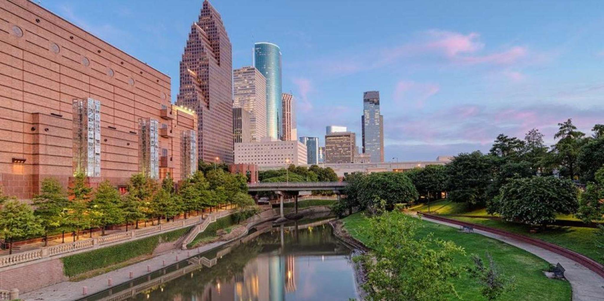 Houston Downtown Walking History Tour 2 hr - Image 4