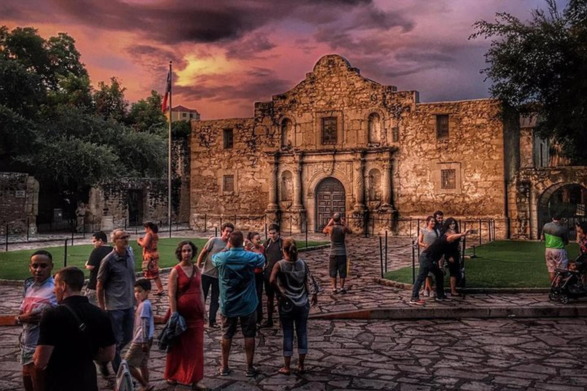 San Antonio Haunted History Ghost Walk - Image 6