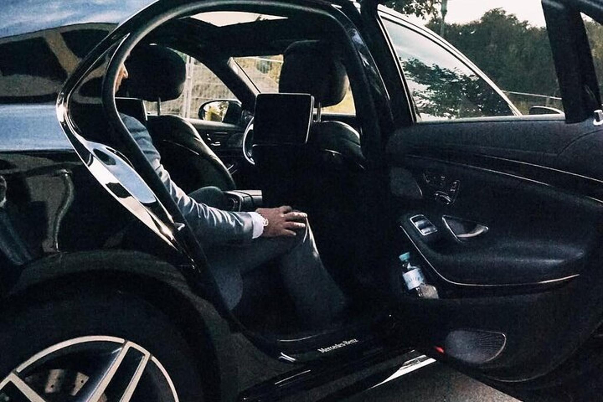 New York Airport Transfer by Sedan - Image 2