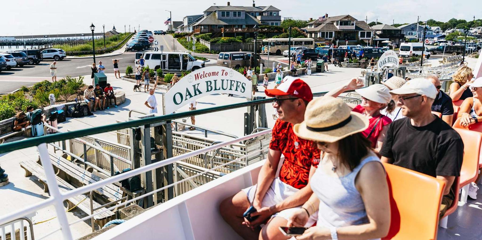 Boston Martha's Vineyard Day Trip with Island Tour Option - Image 6