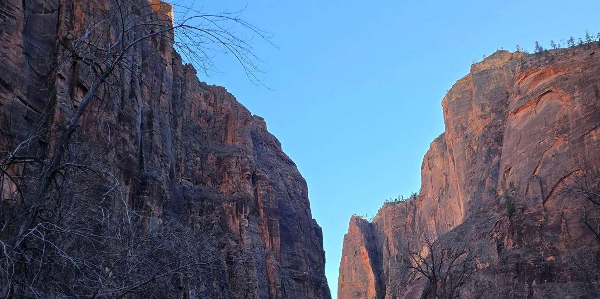 Las Vegas Zion National Park Hiking Tour - Image 6