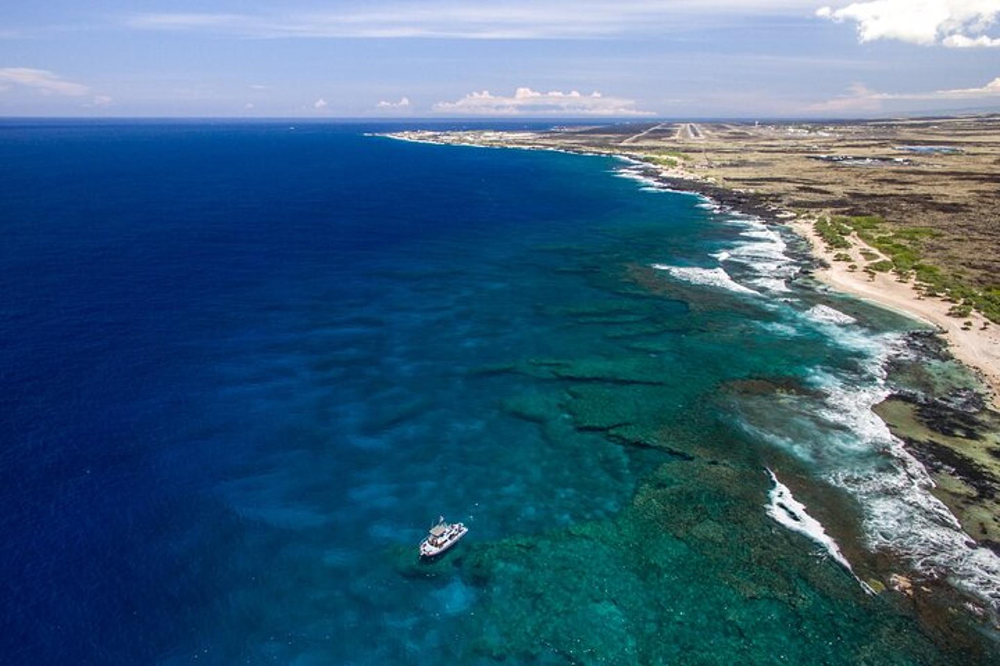 Kona Scuba Dive Boat Trip - Image 2