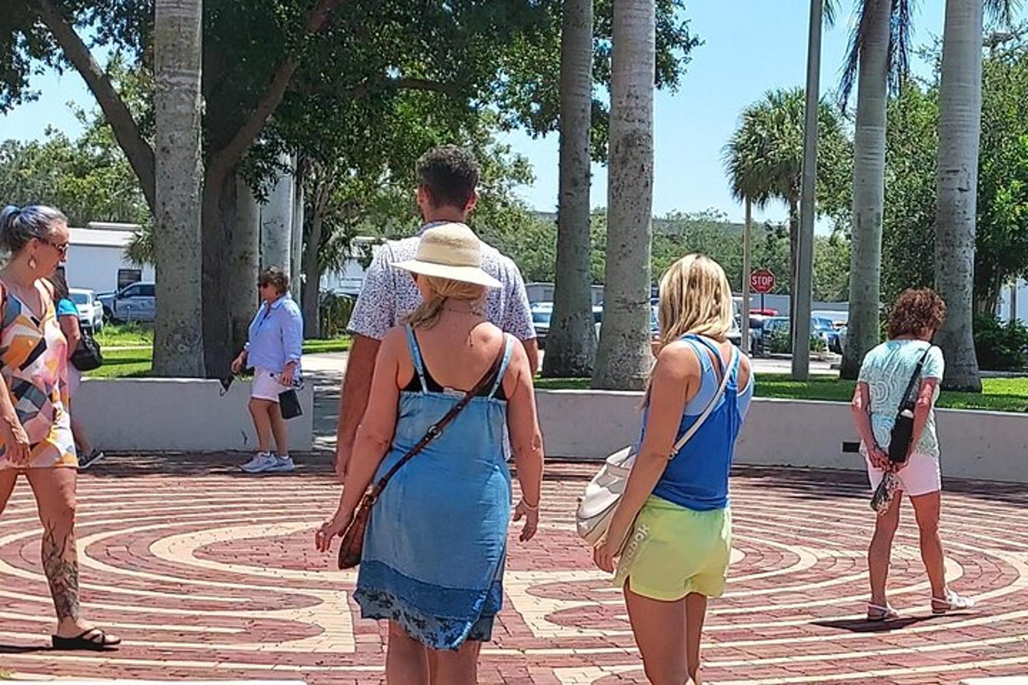 Sarasota Psychic Tour - Image 5