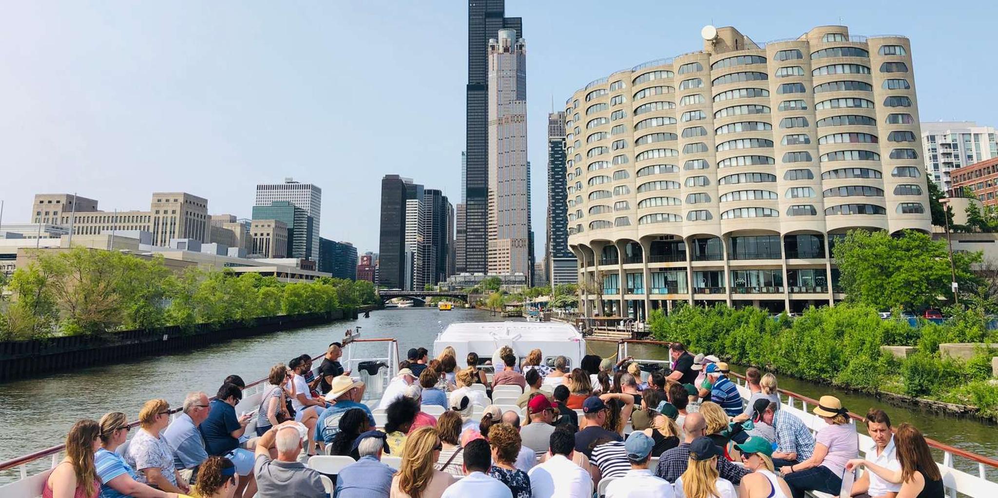 Chicago River Architecture Tour - Image 4