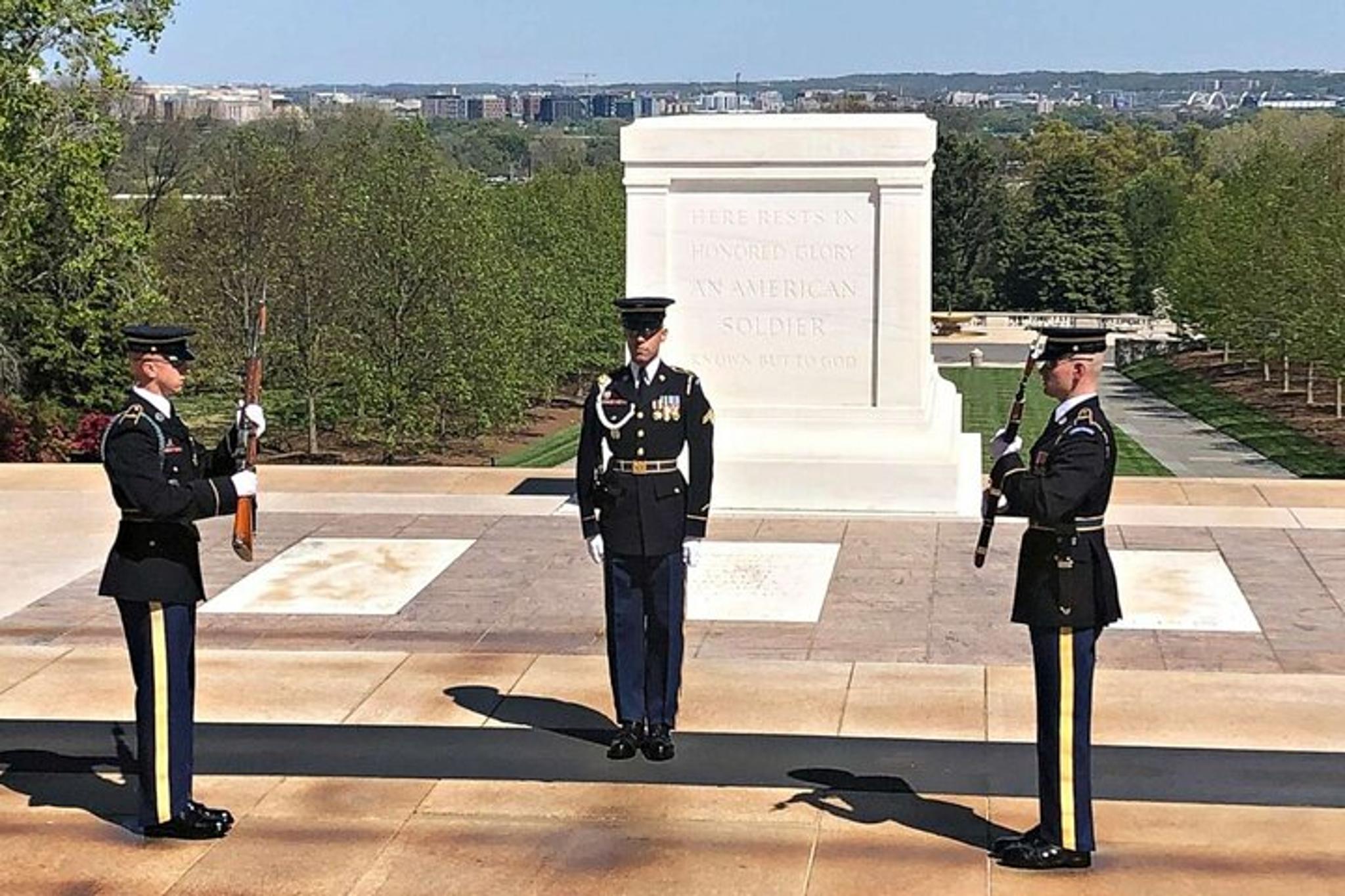 Arlington Cemetery Private Tour - Image 4