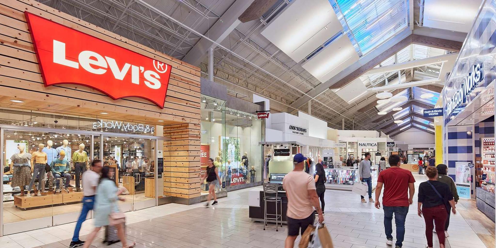 Miami Sawgrass Mills Mall Private Transportation - Image 1