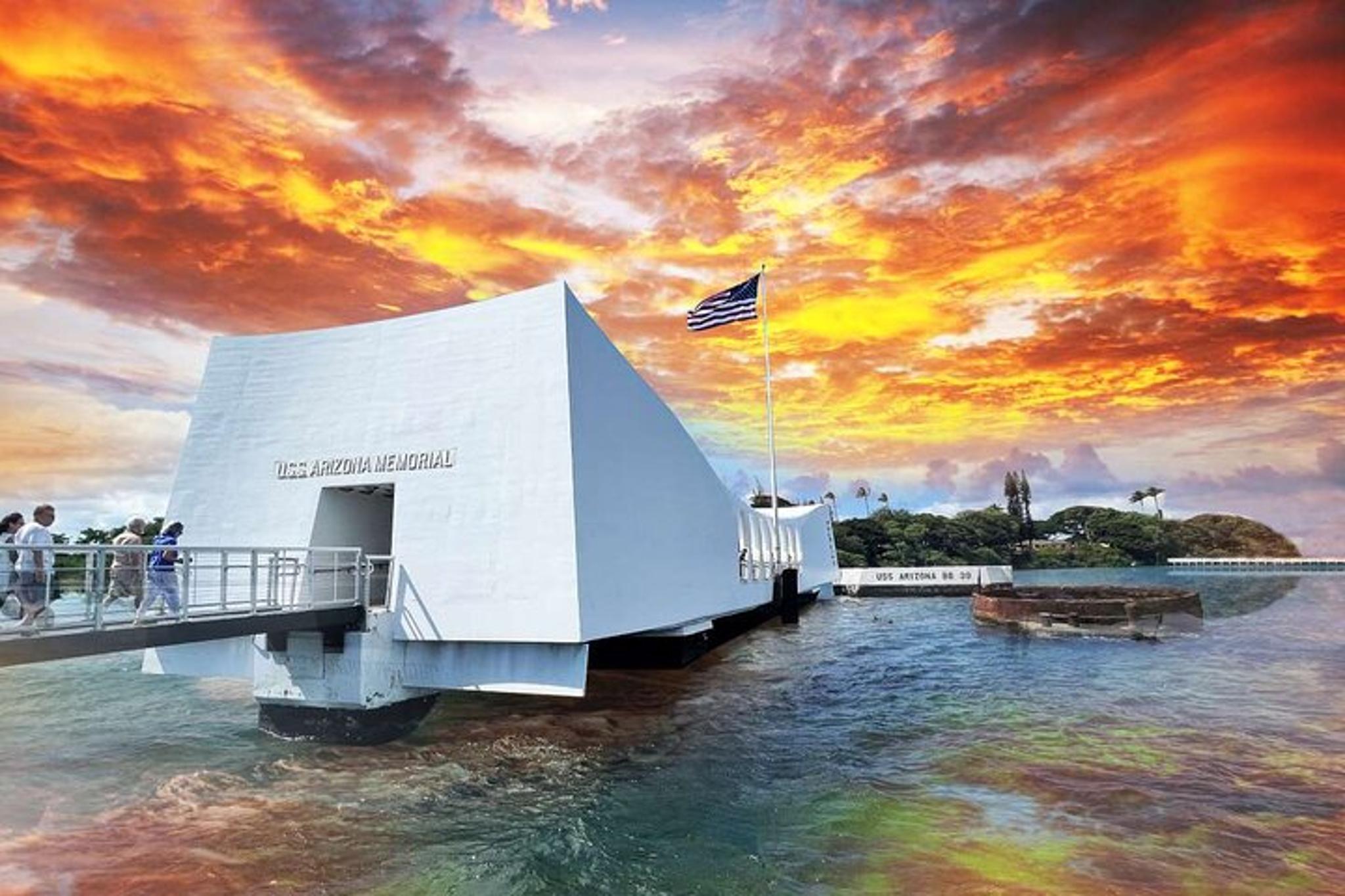Honolulu Pearl Harbor Tour with Arizona Memorial 4.5 hr - Image 2