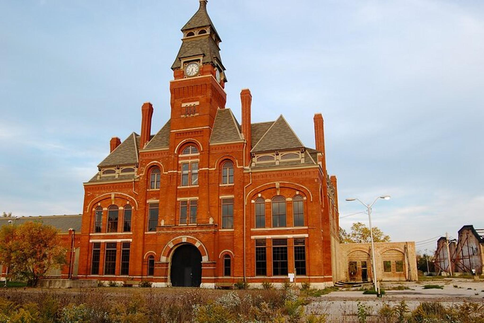 Chicago Walking Tour of Pullman Historic District
