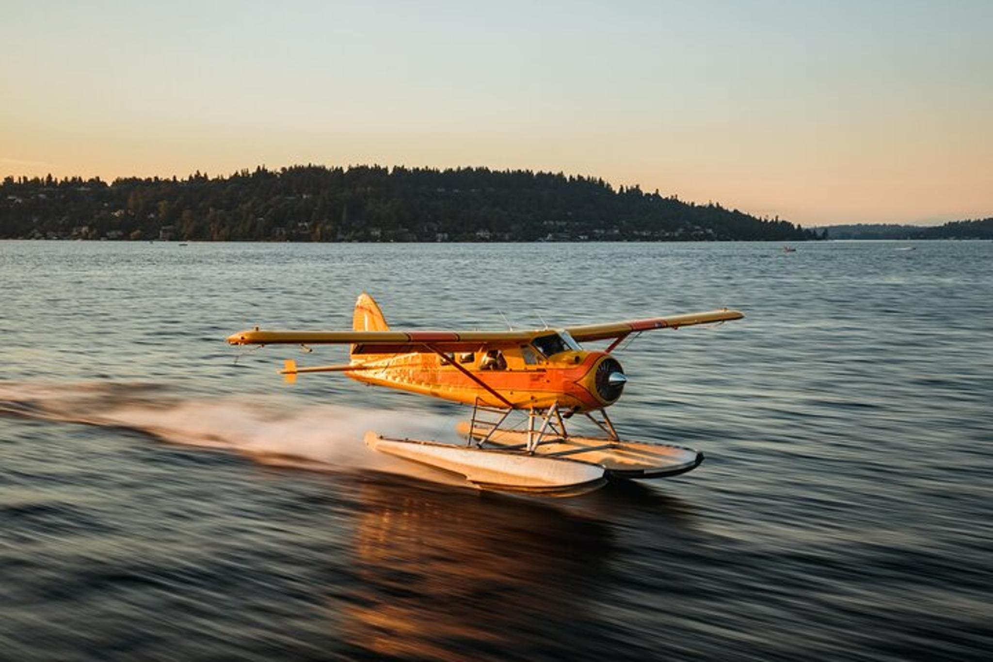 Seattle Seaplane Tour to San Juan Island 3 hr - Image 1