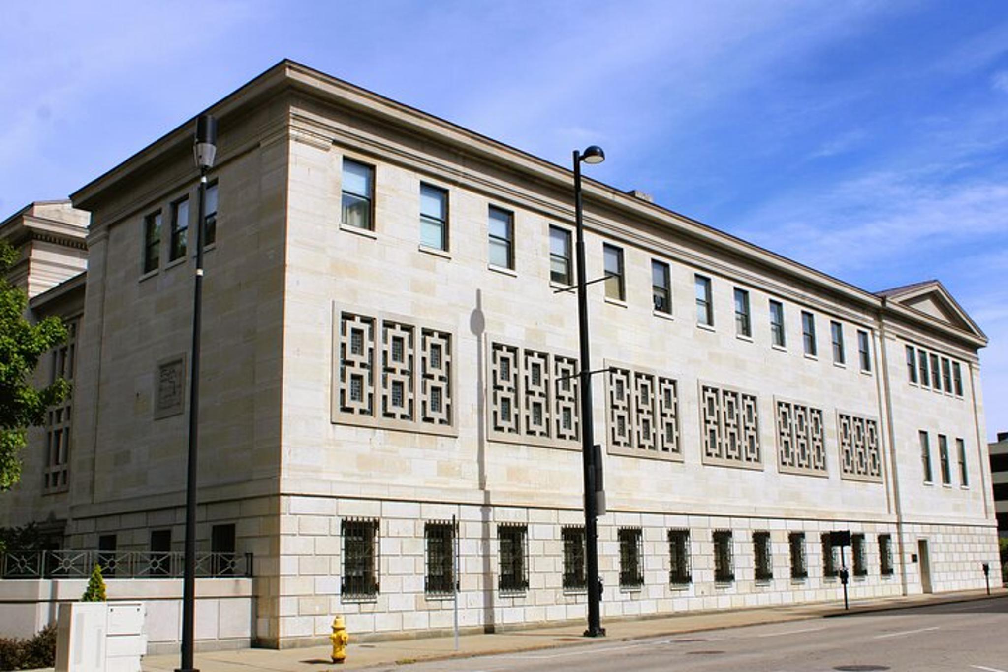 Cincinnati Scavenger Hunt Walking Tour - Image 5