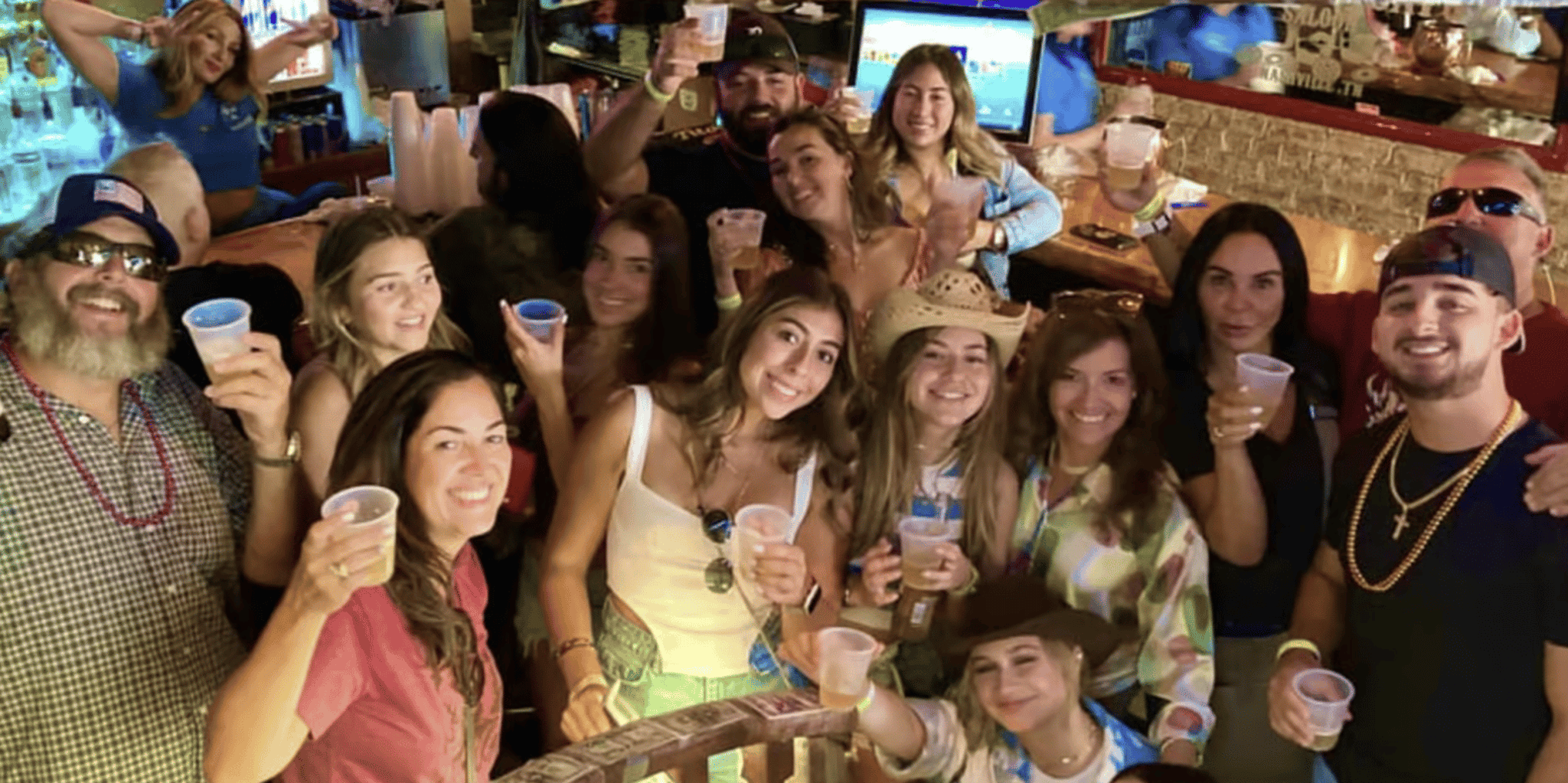 Miami Nightlife Tour with Drinks Specials - Image 3