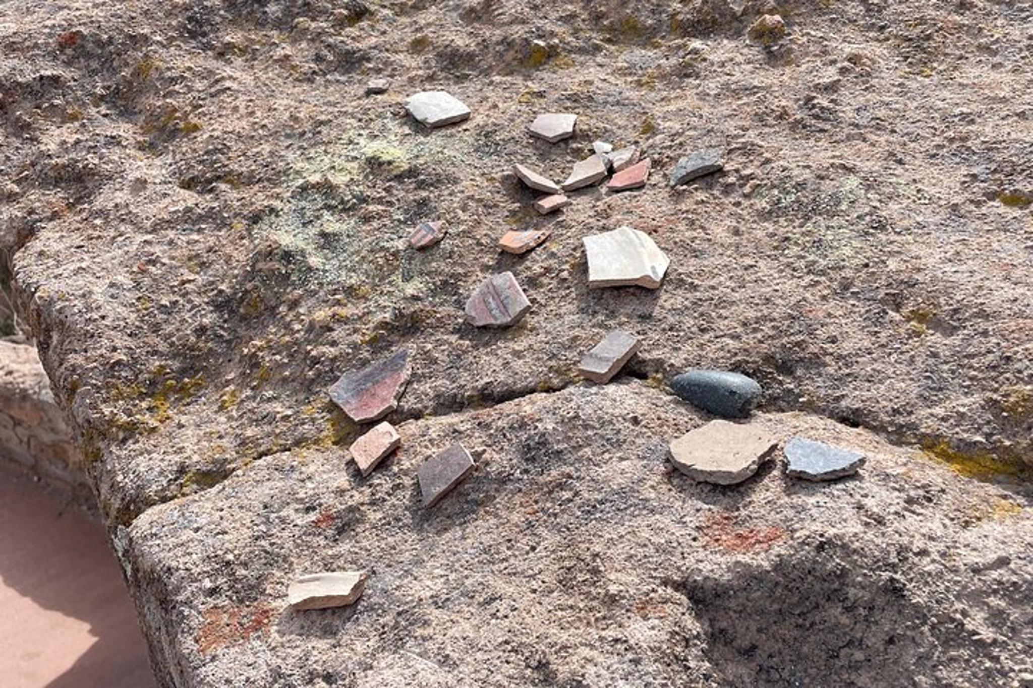 Santa Fe Bandelier and Puye Cliff Day Trip - Image 5