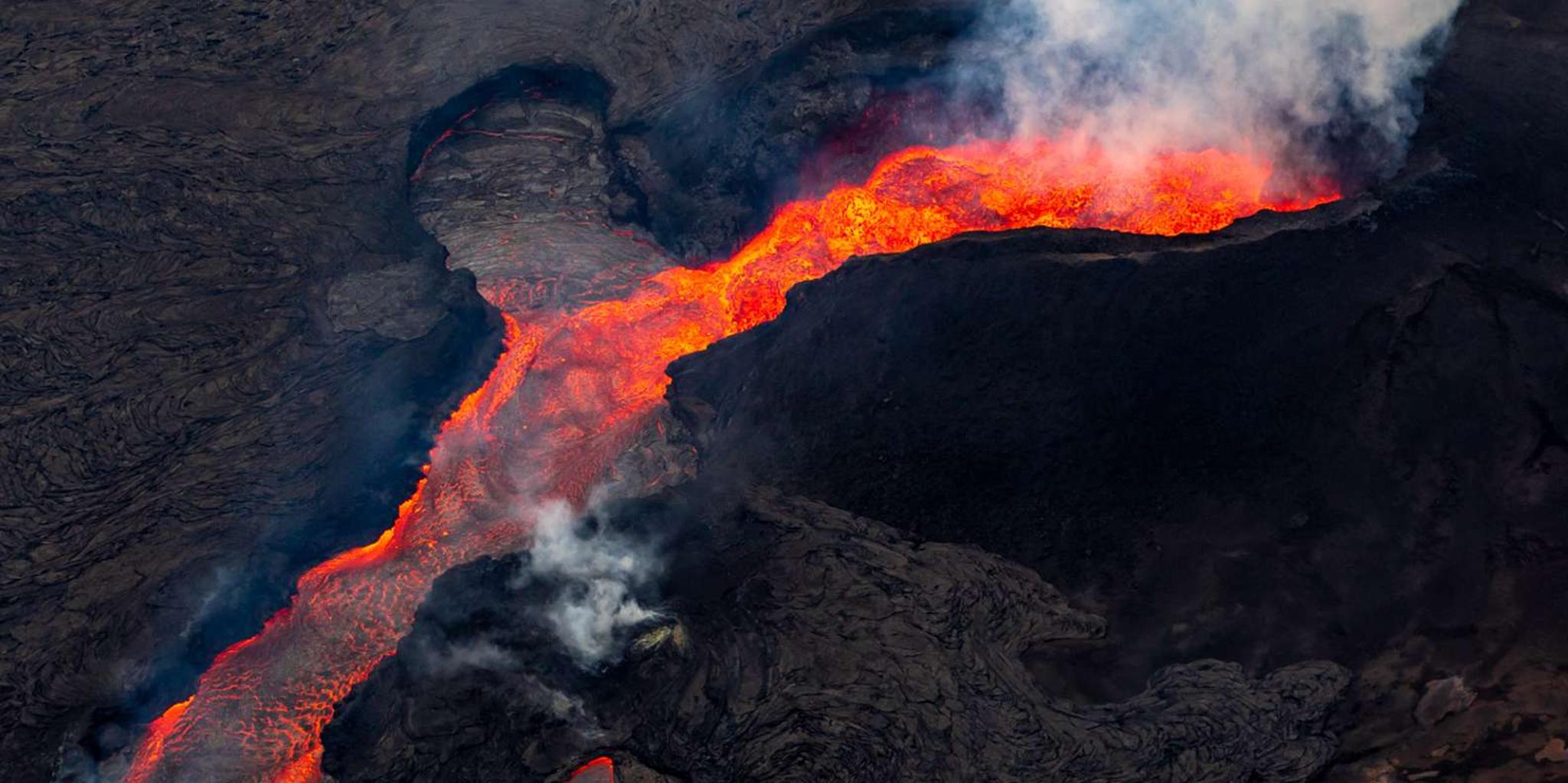 Hilo Helicopter Tour of Volcanoes National Park - Image 6