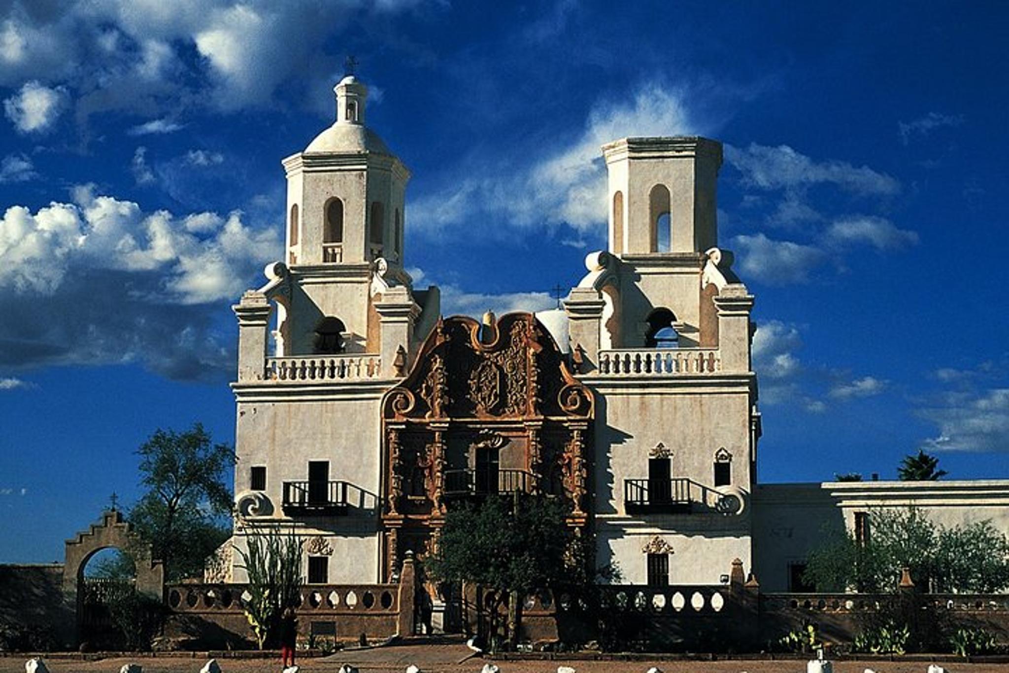 Tombstone Arizona and San Xavier Mission Day Trip - Image 6