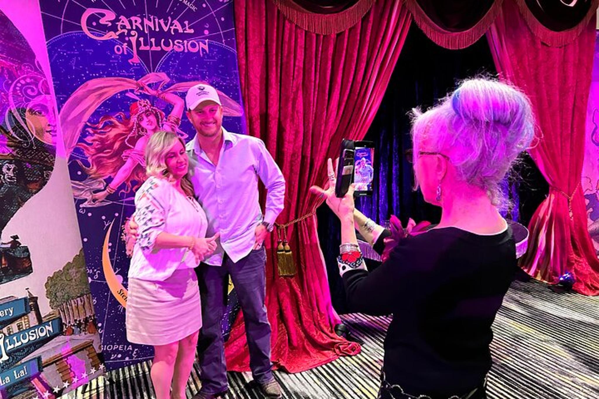 Phoenix Magic Experience - Image 6