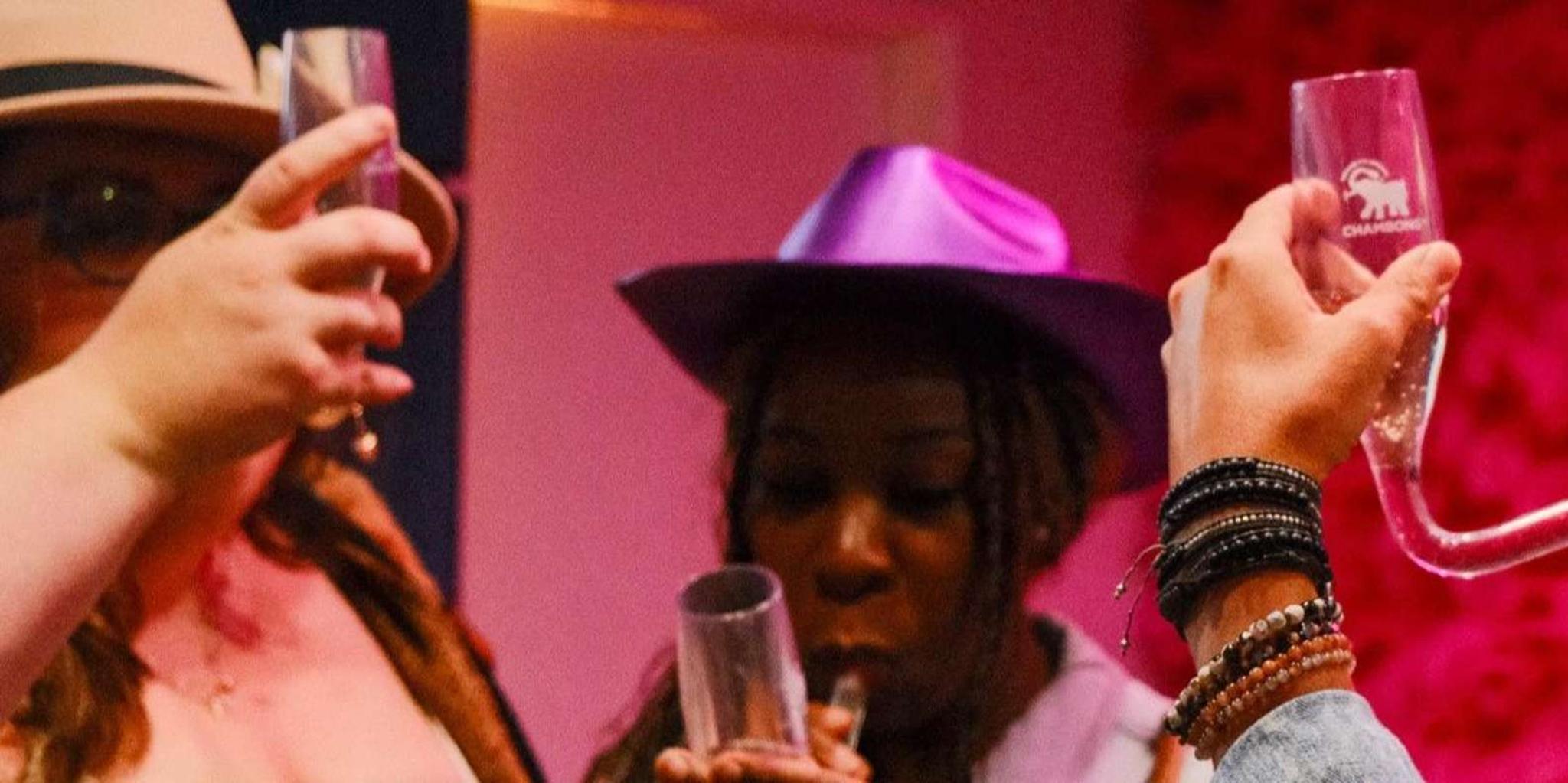 Los Angeles True Crime Cocktail Tour - Image 3