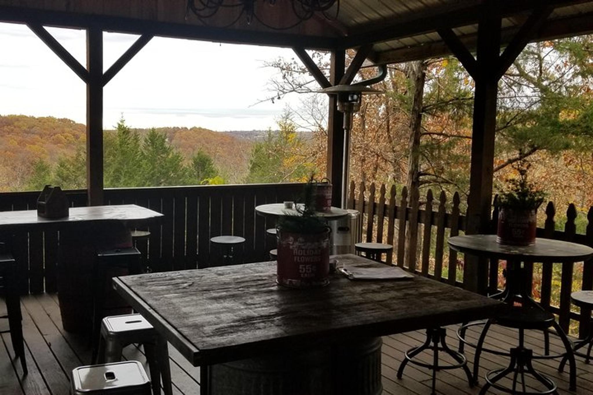 Branson Craft Beverage Wine & Shine Tour - Image 5