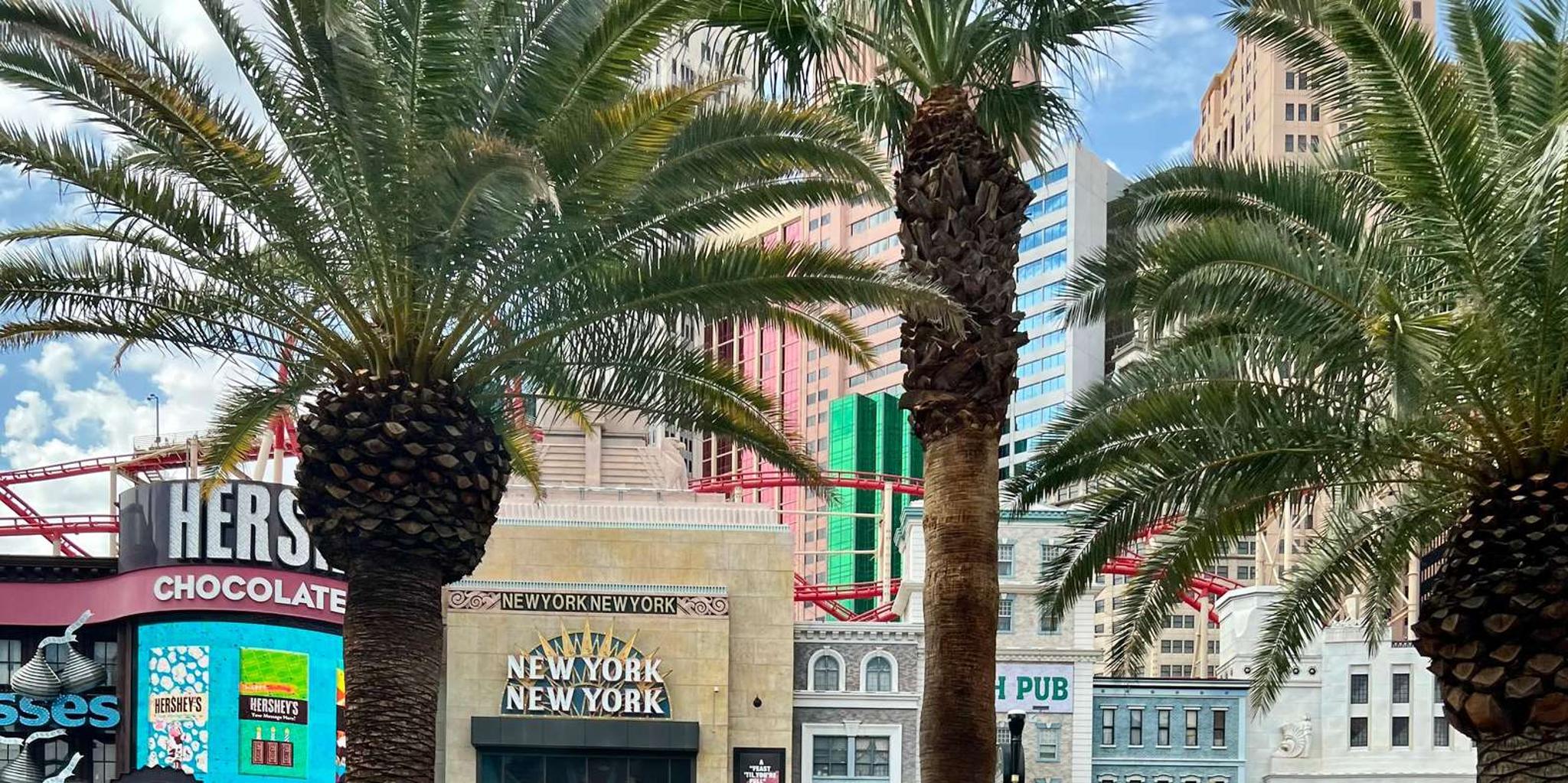 Las Vegas Audio Driving Tour: Neon Lights & Desert - Image 4