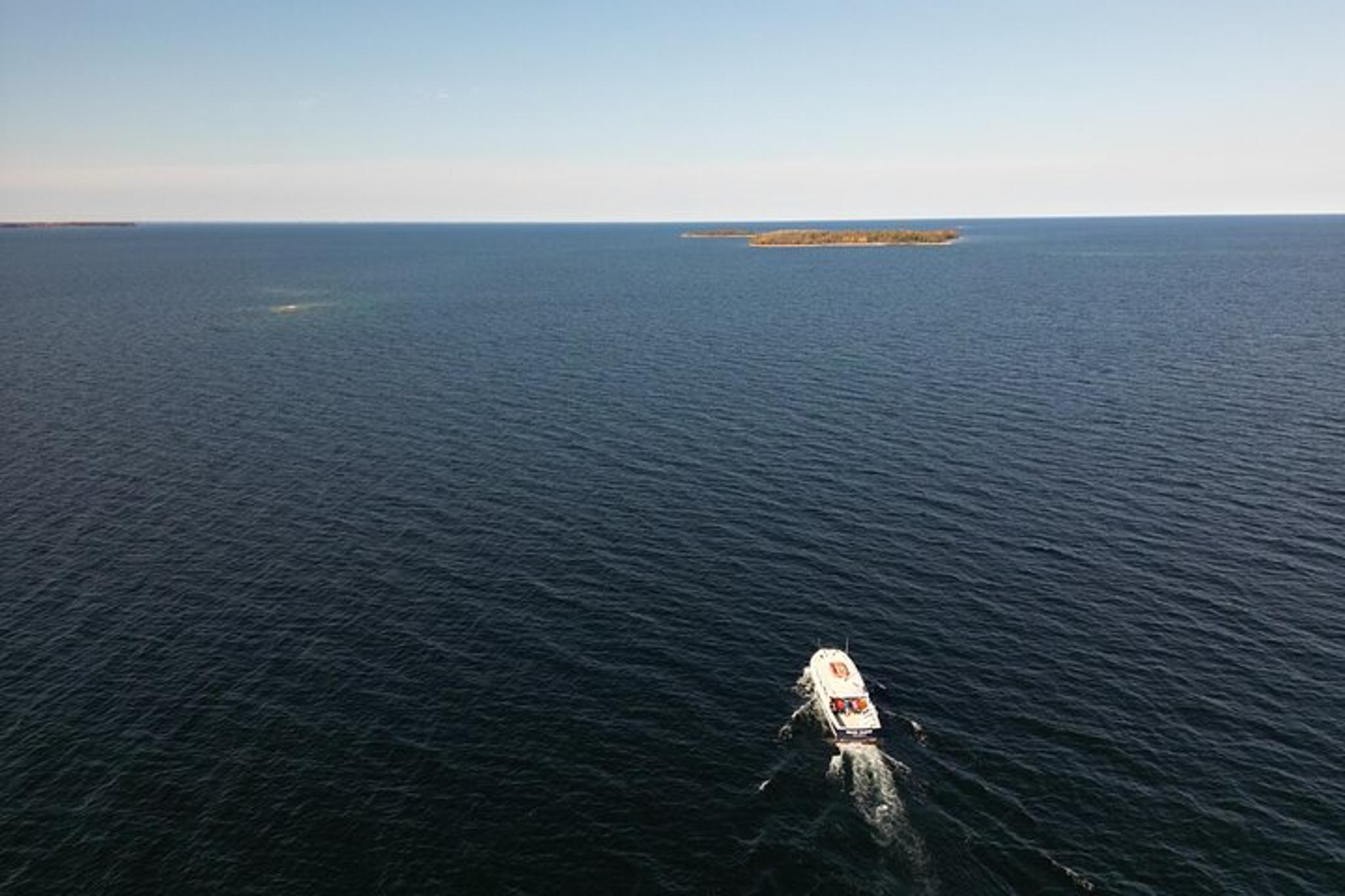 Fish Creek Scenic Boat Tour and Historic Cottage Row - Image 5