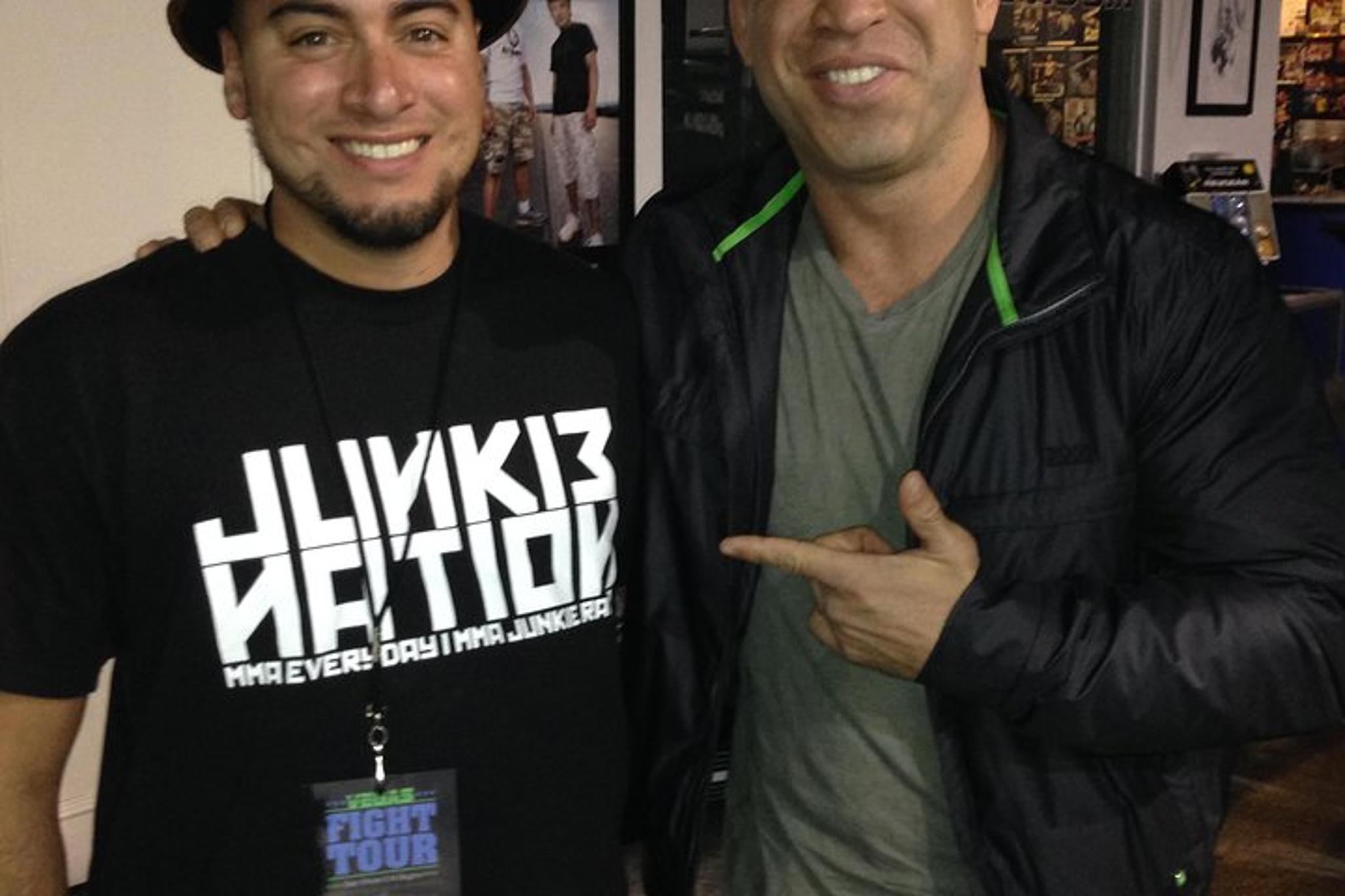 Las Vegas Fight Tour - Image 3