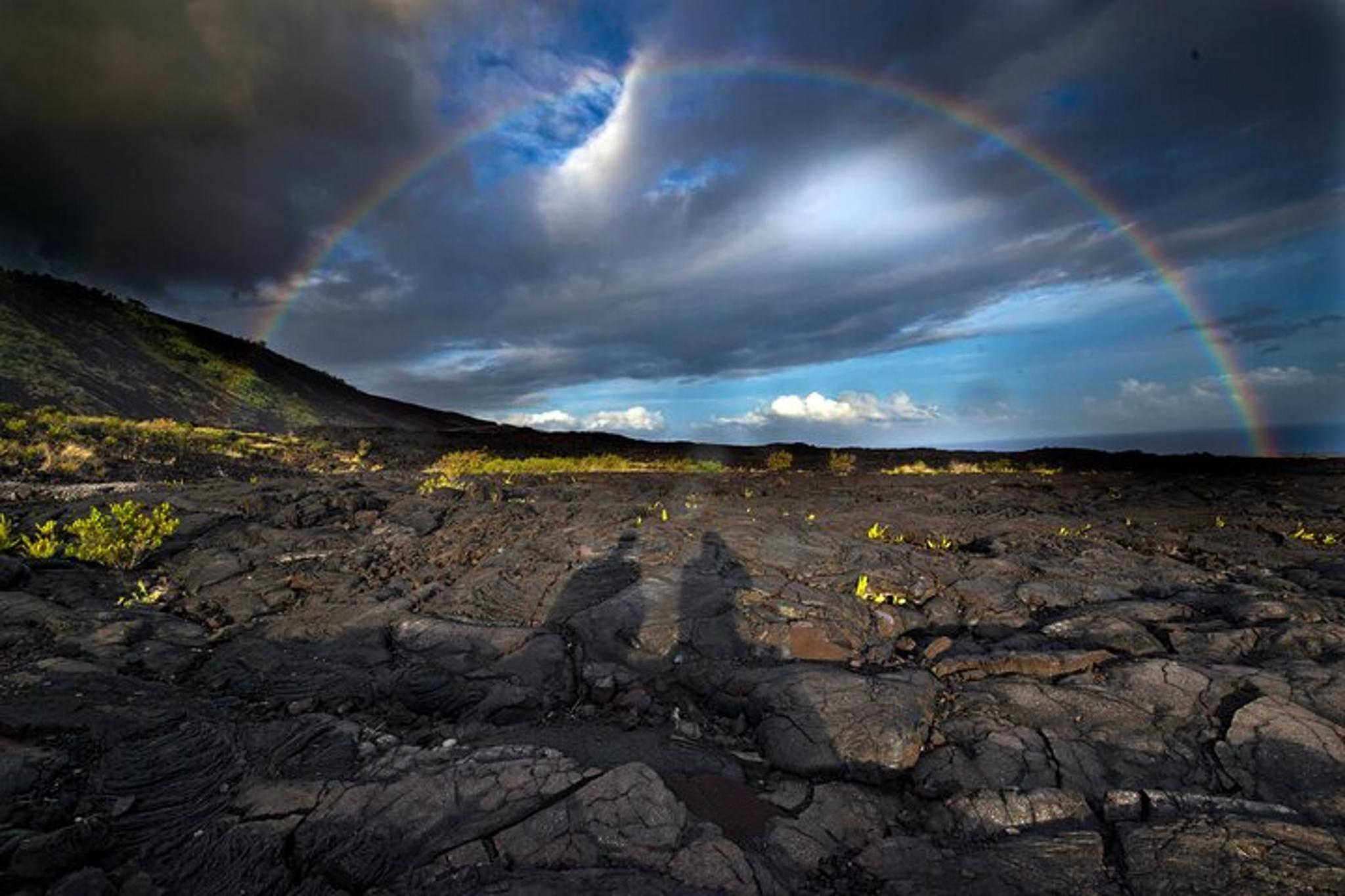 Hilo Volcanoes & Stargazing Private Van Tour - Image 5