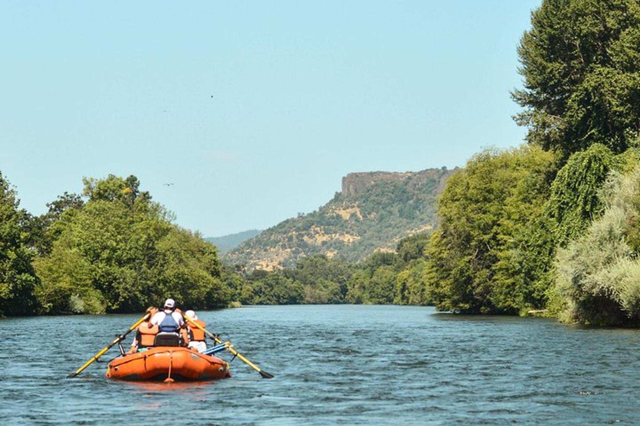 Ashland Rogue River Family Float and Kayaking