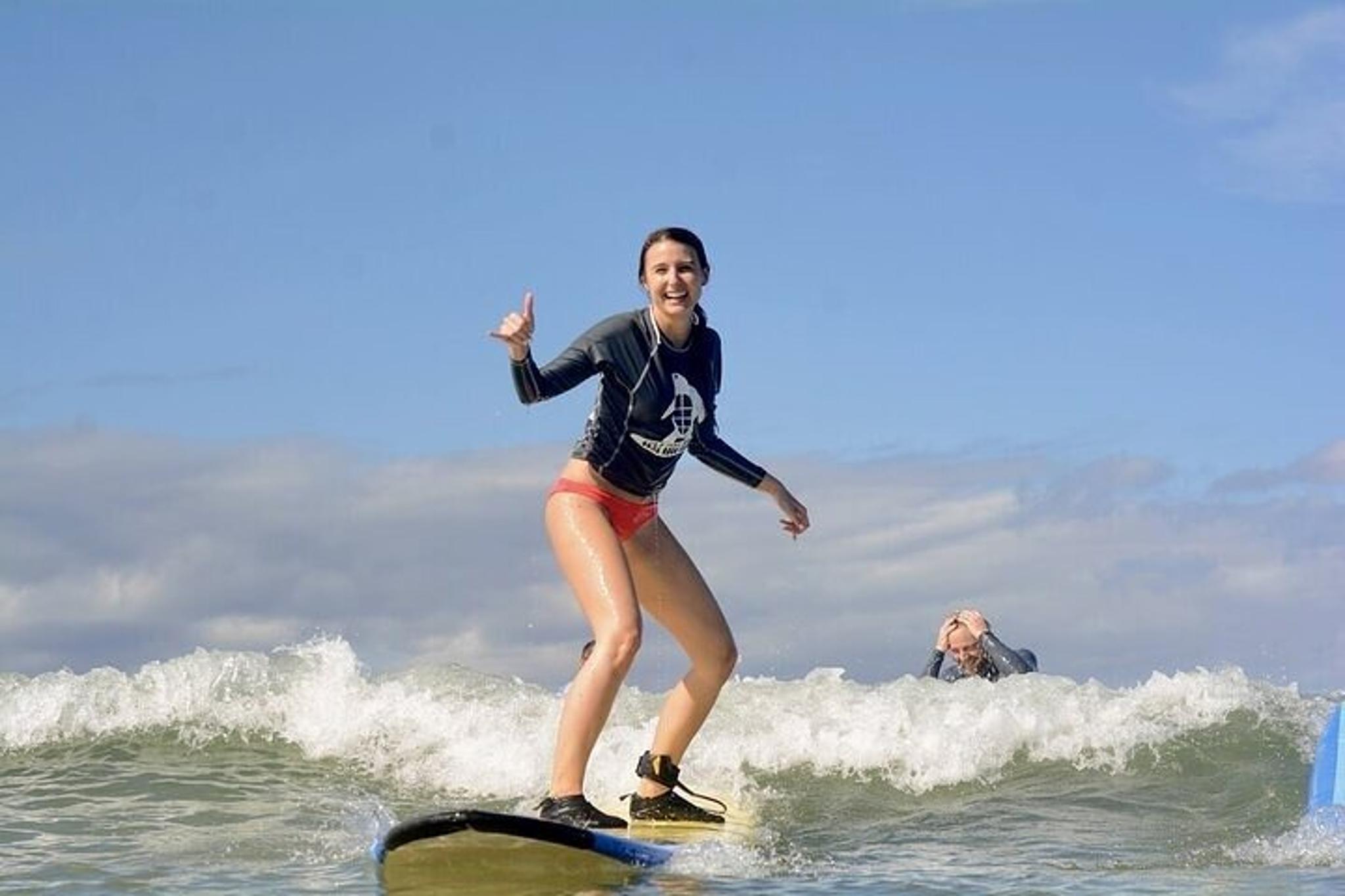 Kihei Surf Lesson at Kalama Beach 2 hr - Image 3