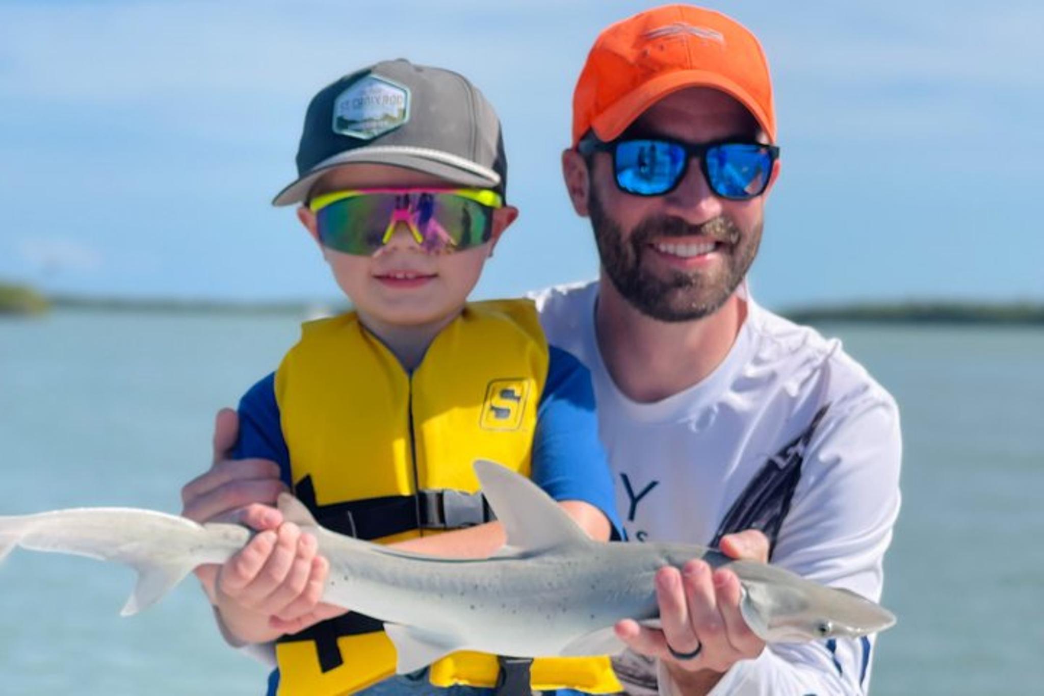 Marco Island Family Fishing Tour 2 hr - Image 2