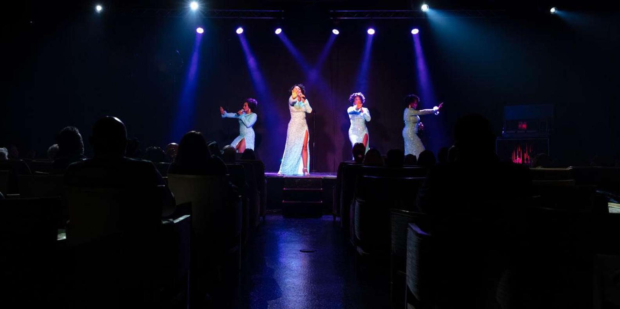 Las Vegas Motown Show at Alexis Park 70 min - Image 4