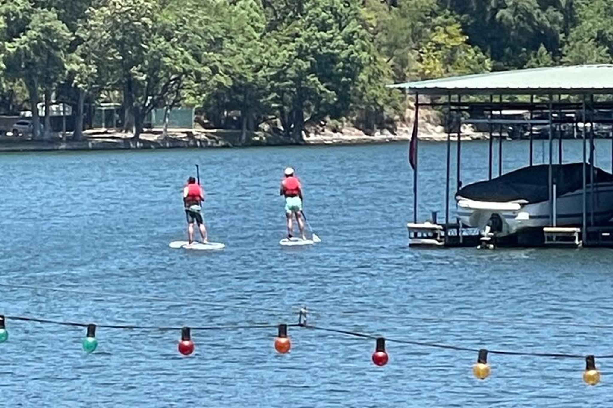 Austin Paddle Board Rental on Lake Austin 1 hr - Image 3