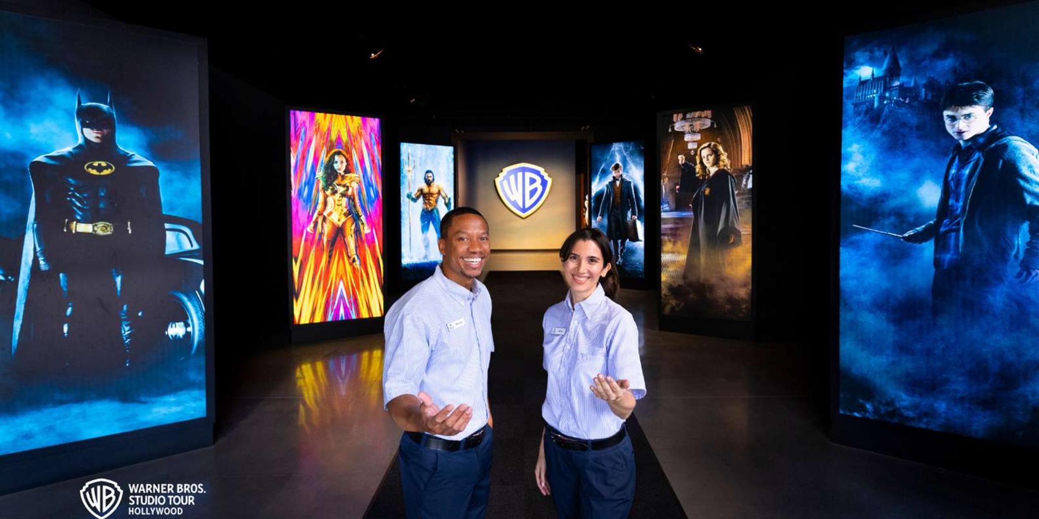Los Angeles Warner Bros. Studio & Hop-On Hop-Off Tour - Image 3