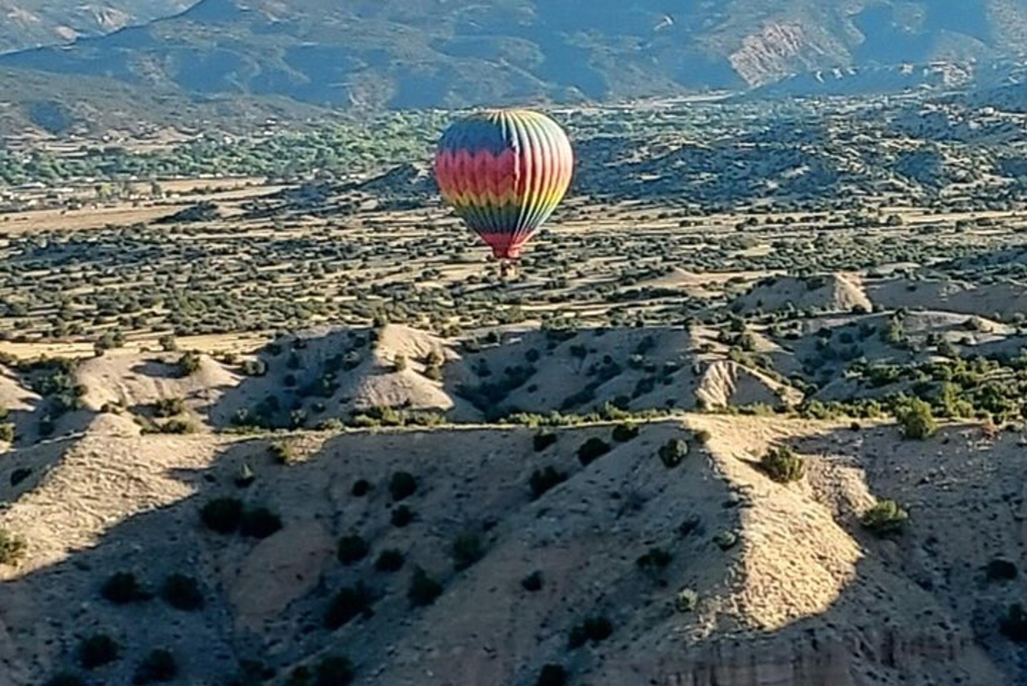 Santa Fe Hot Air Balloon Ride - Image 5