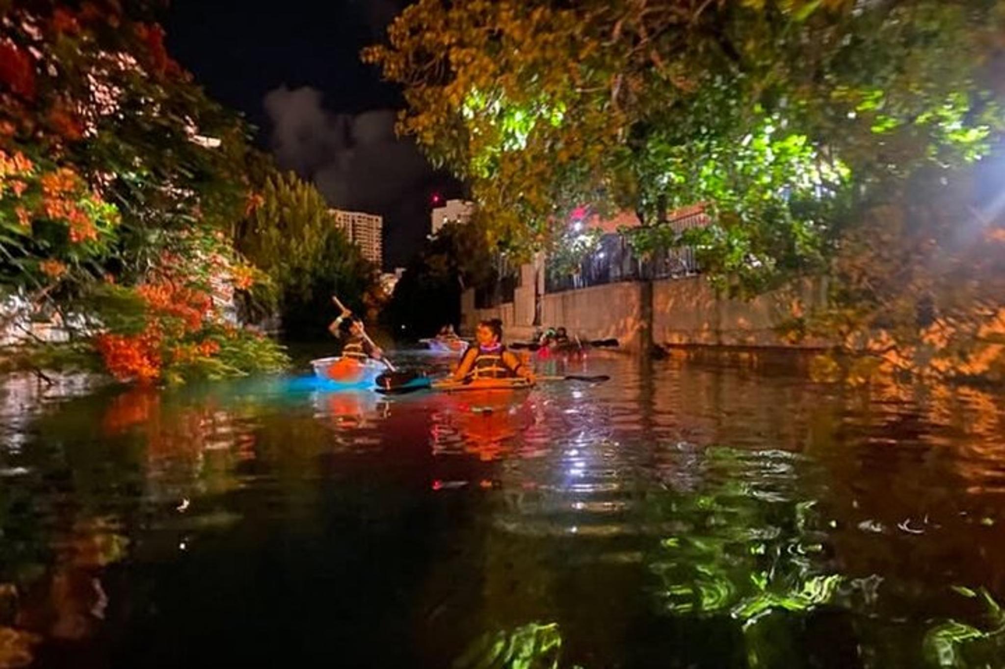Miami Beach Night Clear Kayaking Glow Tour 90 min - Image 2