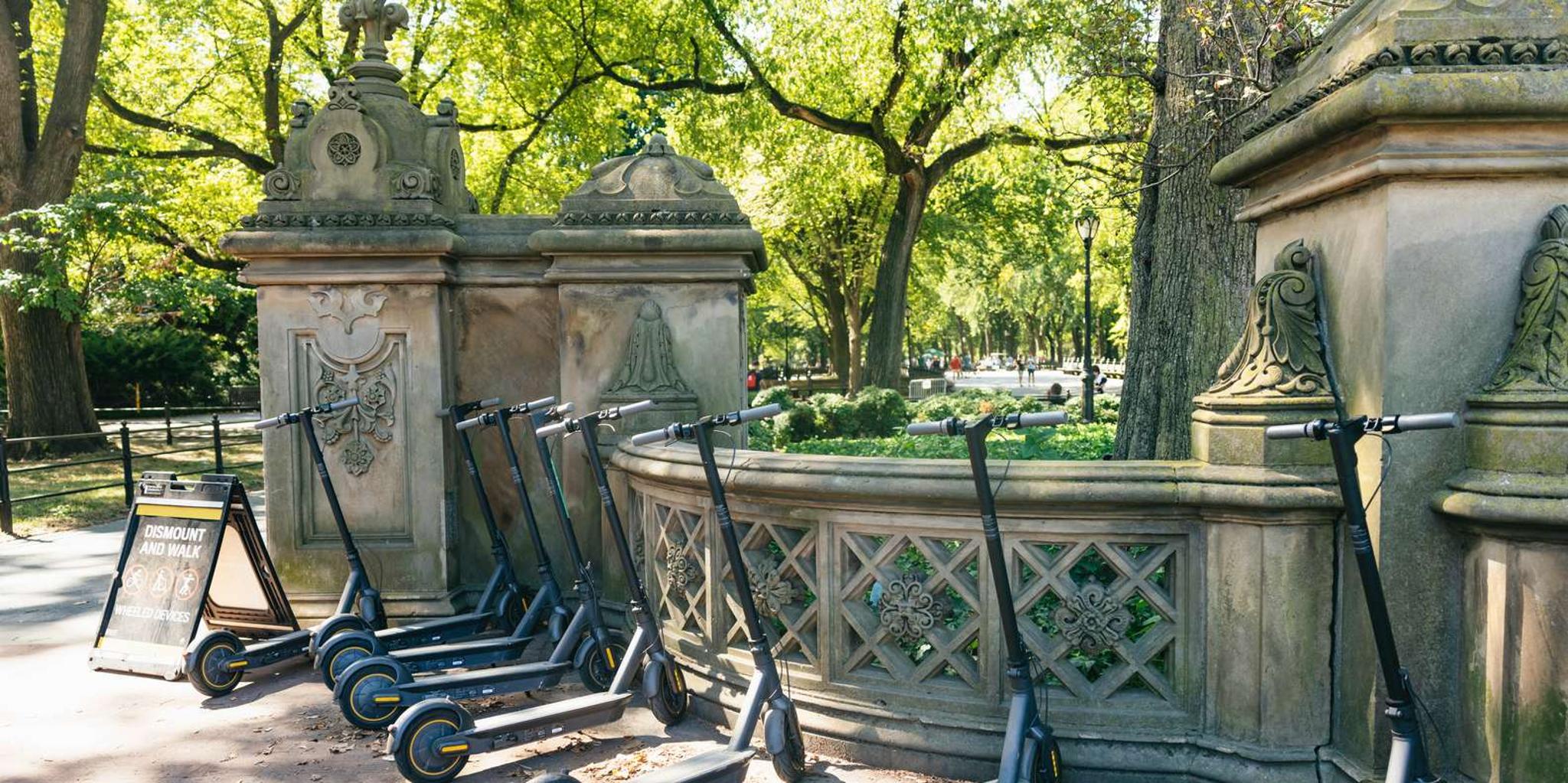 New York Central Park E-Bike and Scooter Tour - Image 4