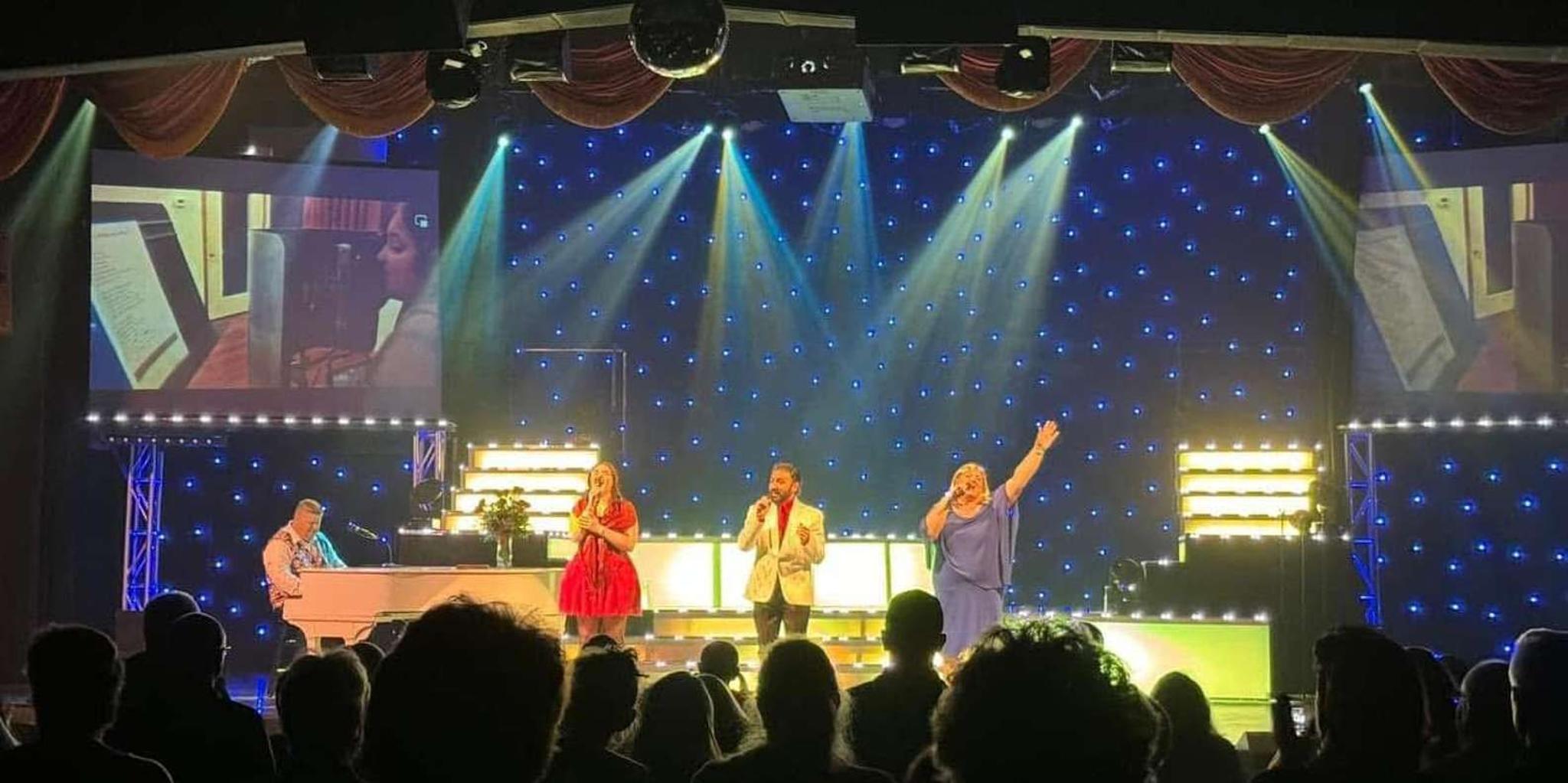 Branson Southern Gospel Show at Americana Theatre 2 hr - Image 2