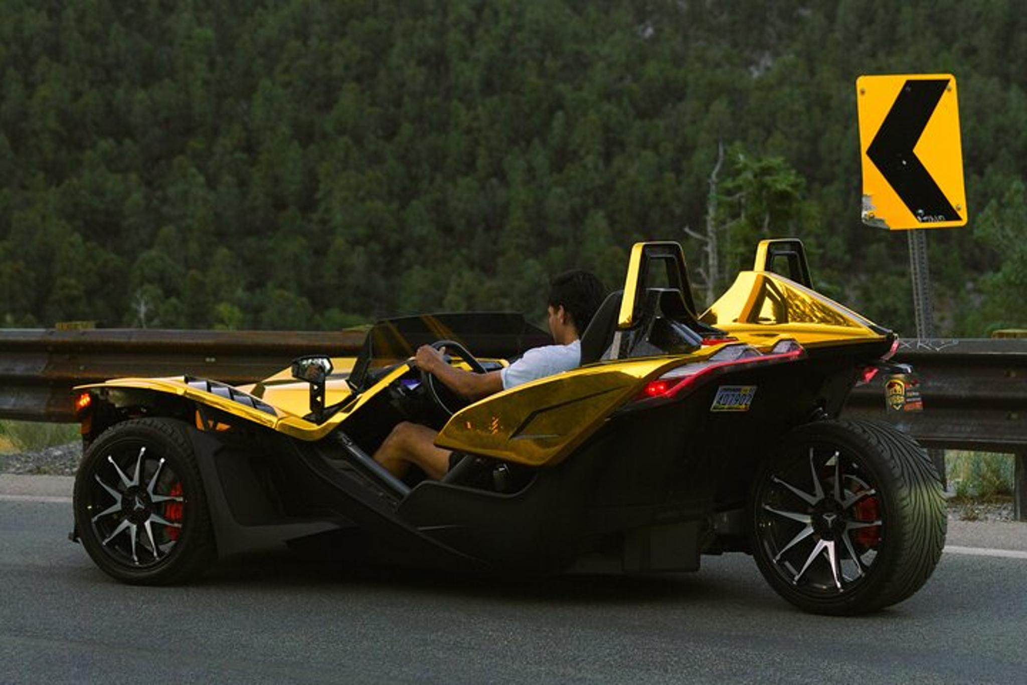 Las Vegas Polaris Slingshot Rental - Image 6