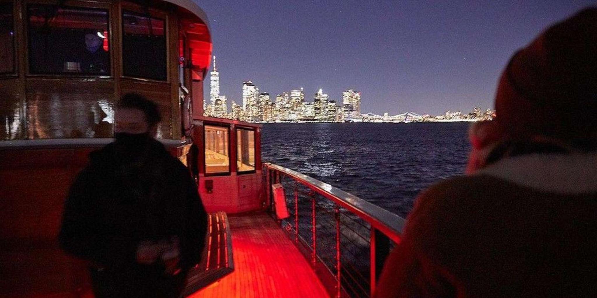 New York City Holiday Cocoa Cruise - Image 3