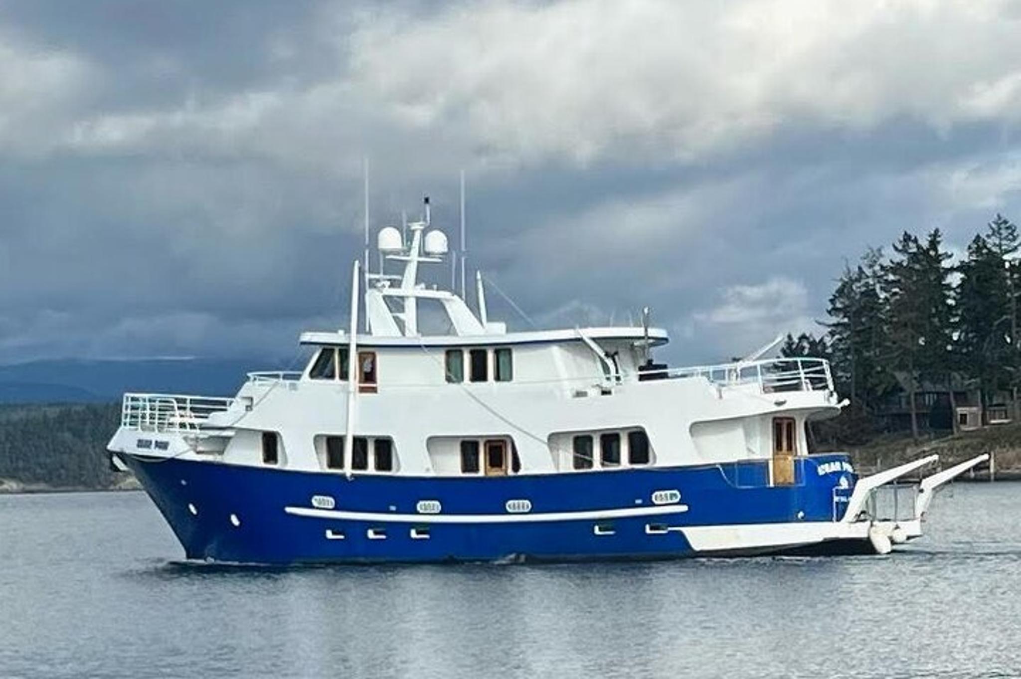 Sitka Dinner Cruise and Eco Tour - Image 2