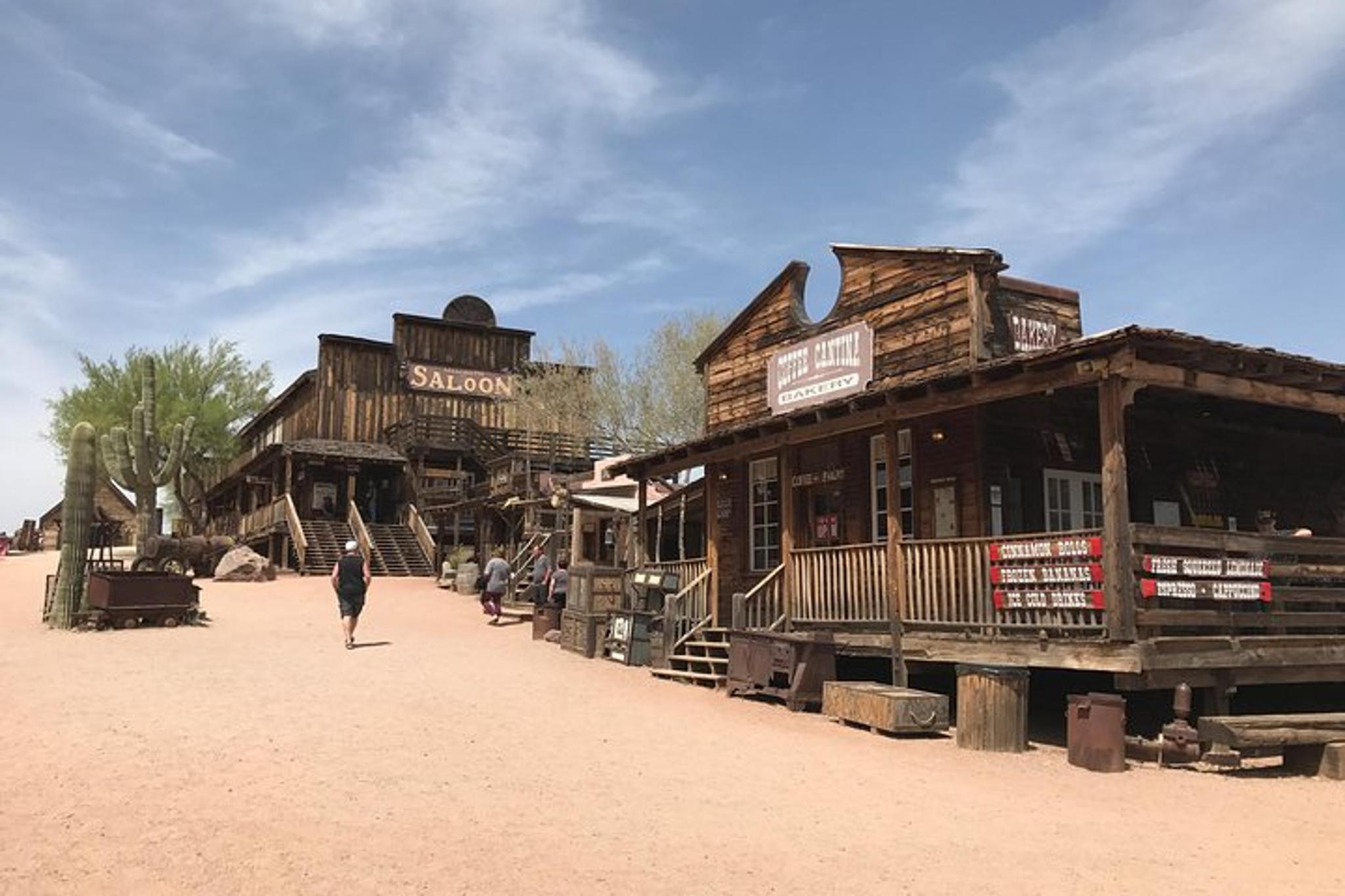Phoenix Apache Trail and Dolly Steamboat Tour - Image 6