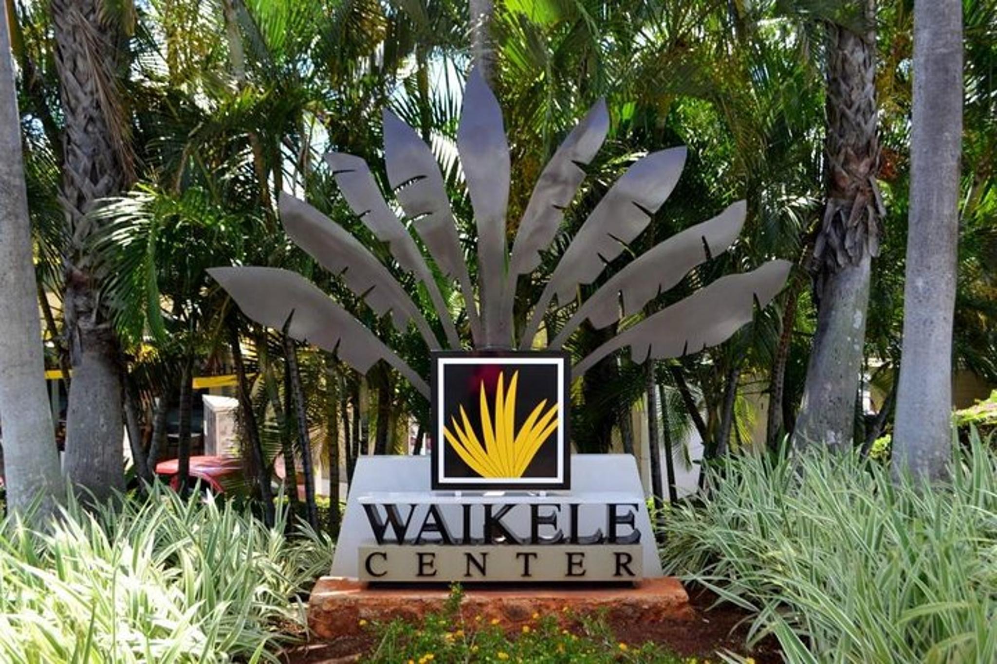 Waikiki Waikele Outlet Shopping Shuttle - Image 3