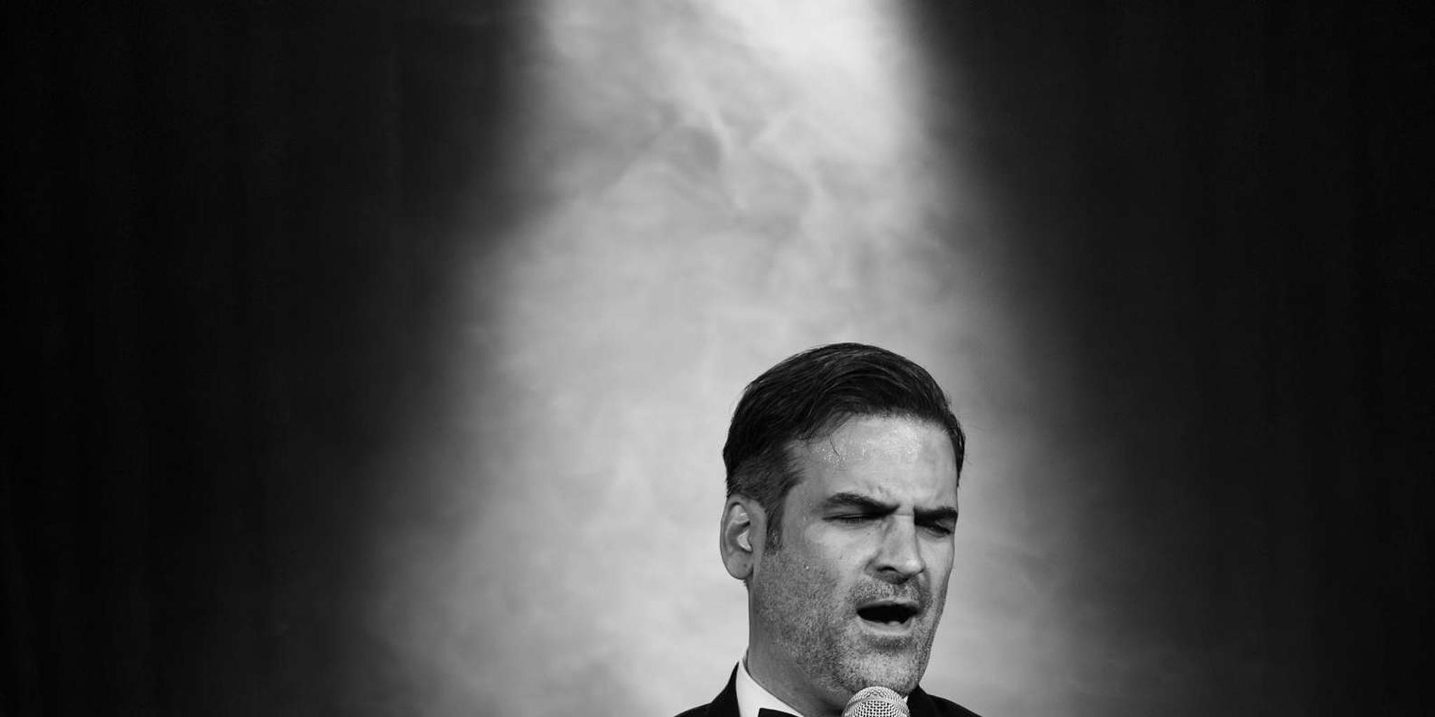 Las Vegas Frank Sinatra Tribute Show 70 min - Image 5