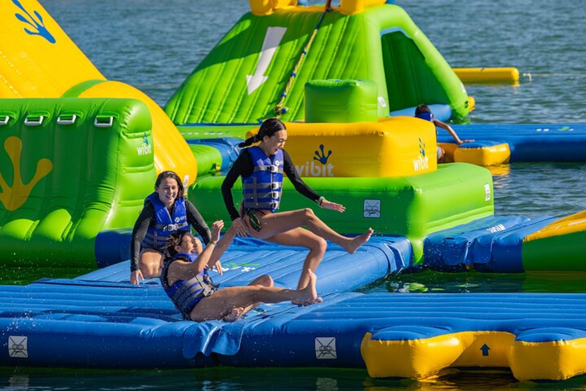 Waikiki Lagoon Play and Waikele Shopping Package - Image 4