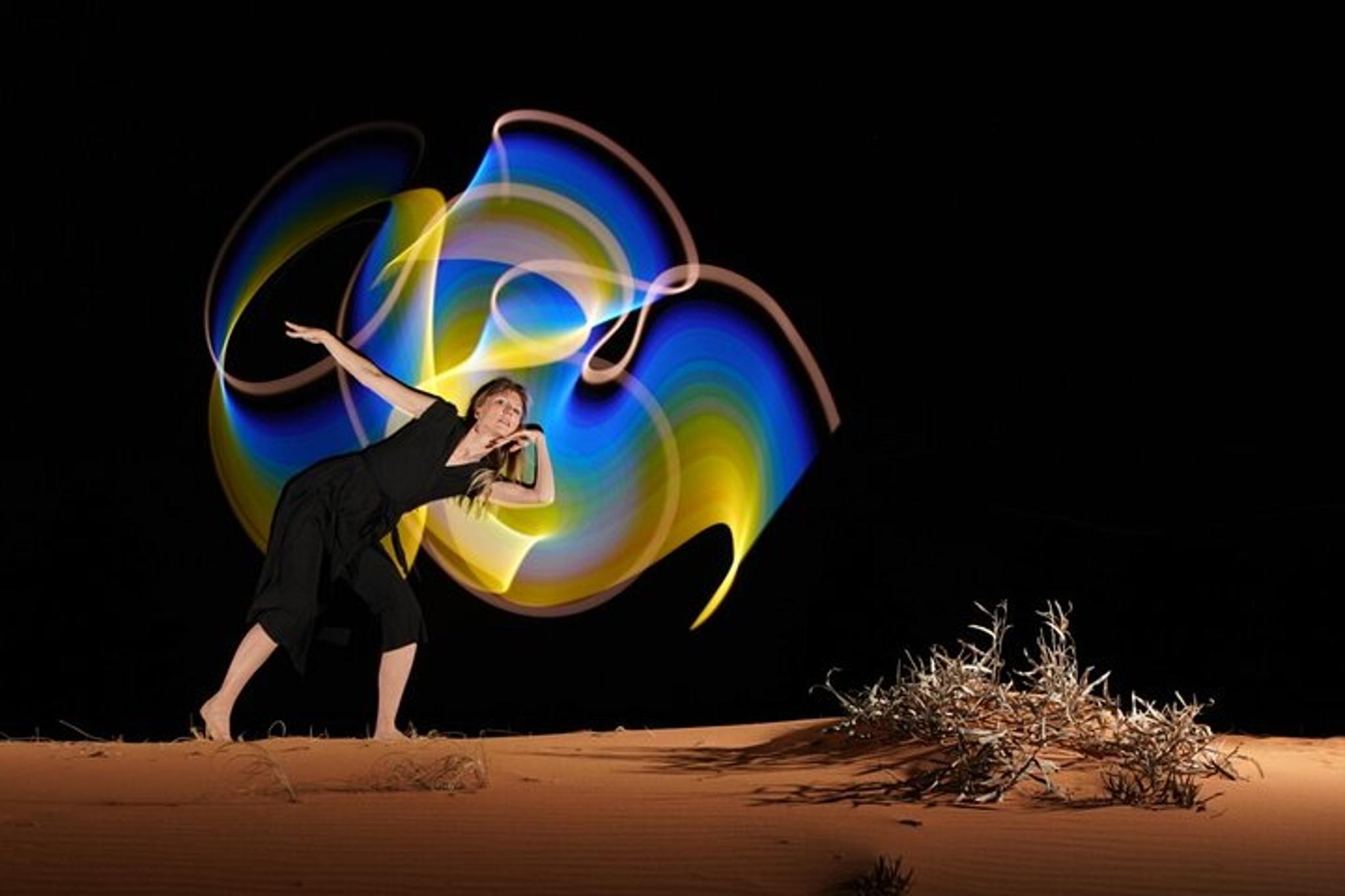 Sand Dunes Light Painting Experience - Image 6