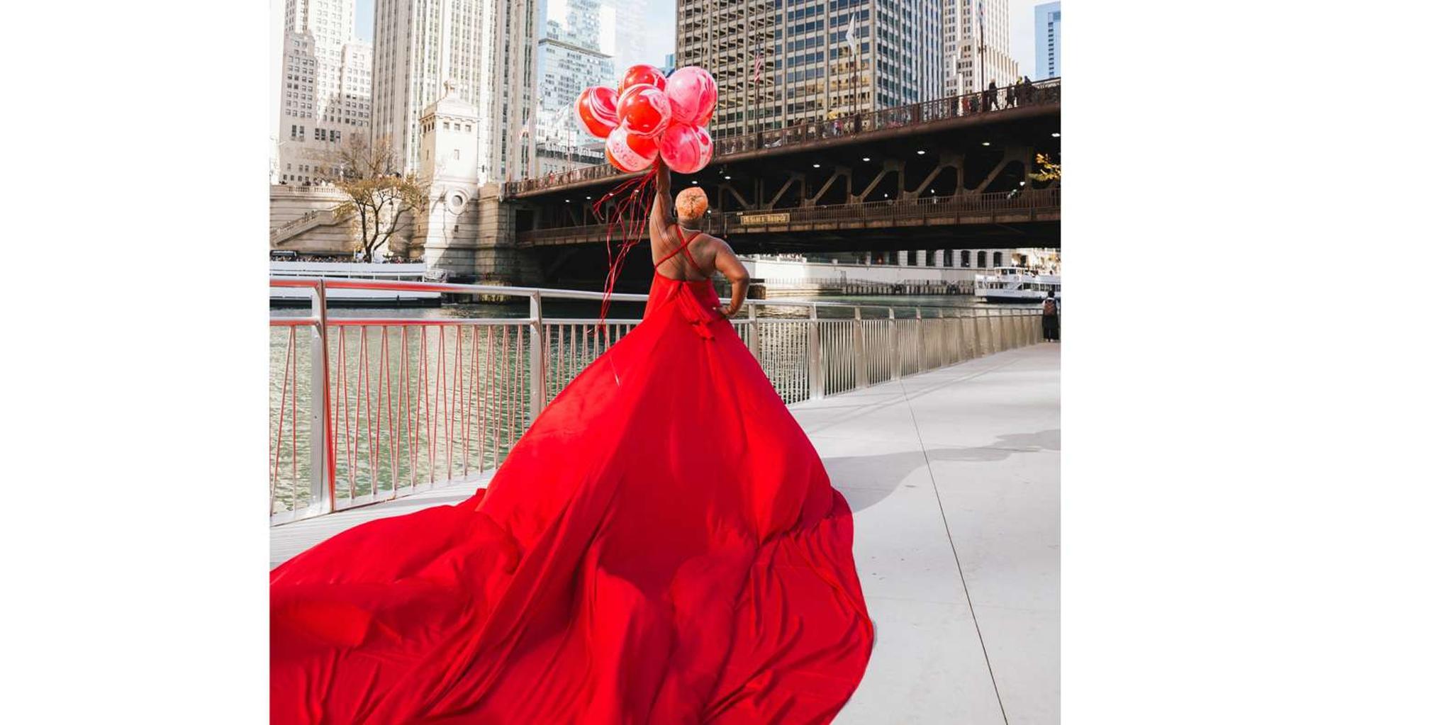 Chicago Flying Dress Photoshoot 1.5 hr - Image 5