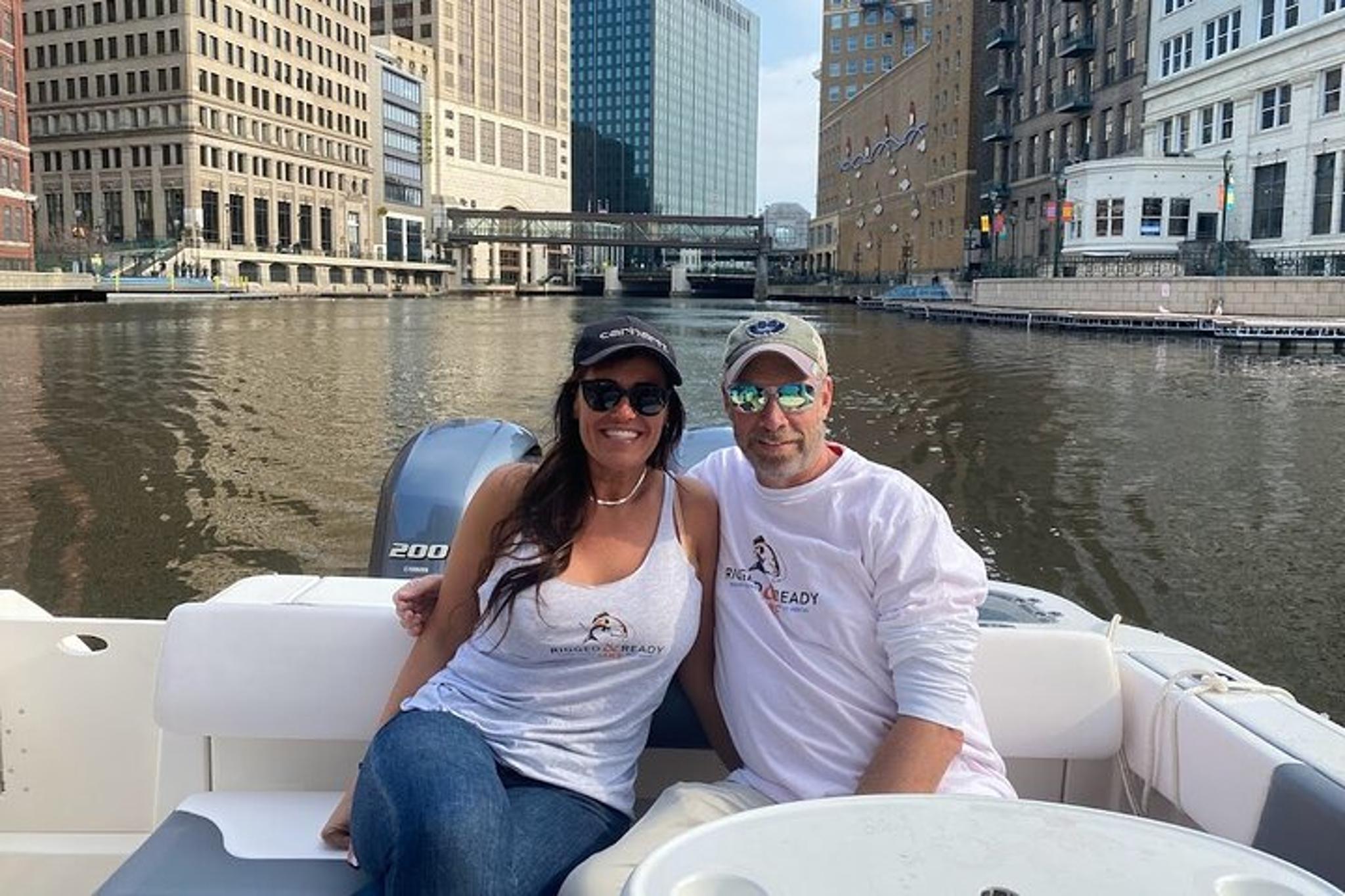 Milwaukee Powerboat Rental on Lake Michigan - Image 2