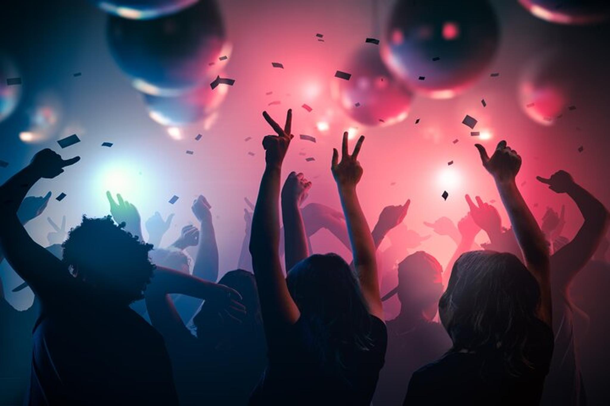 Las Vegas Club Crawl Fremont Street - Image 2