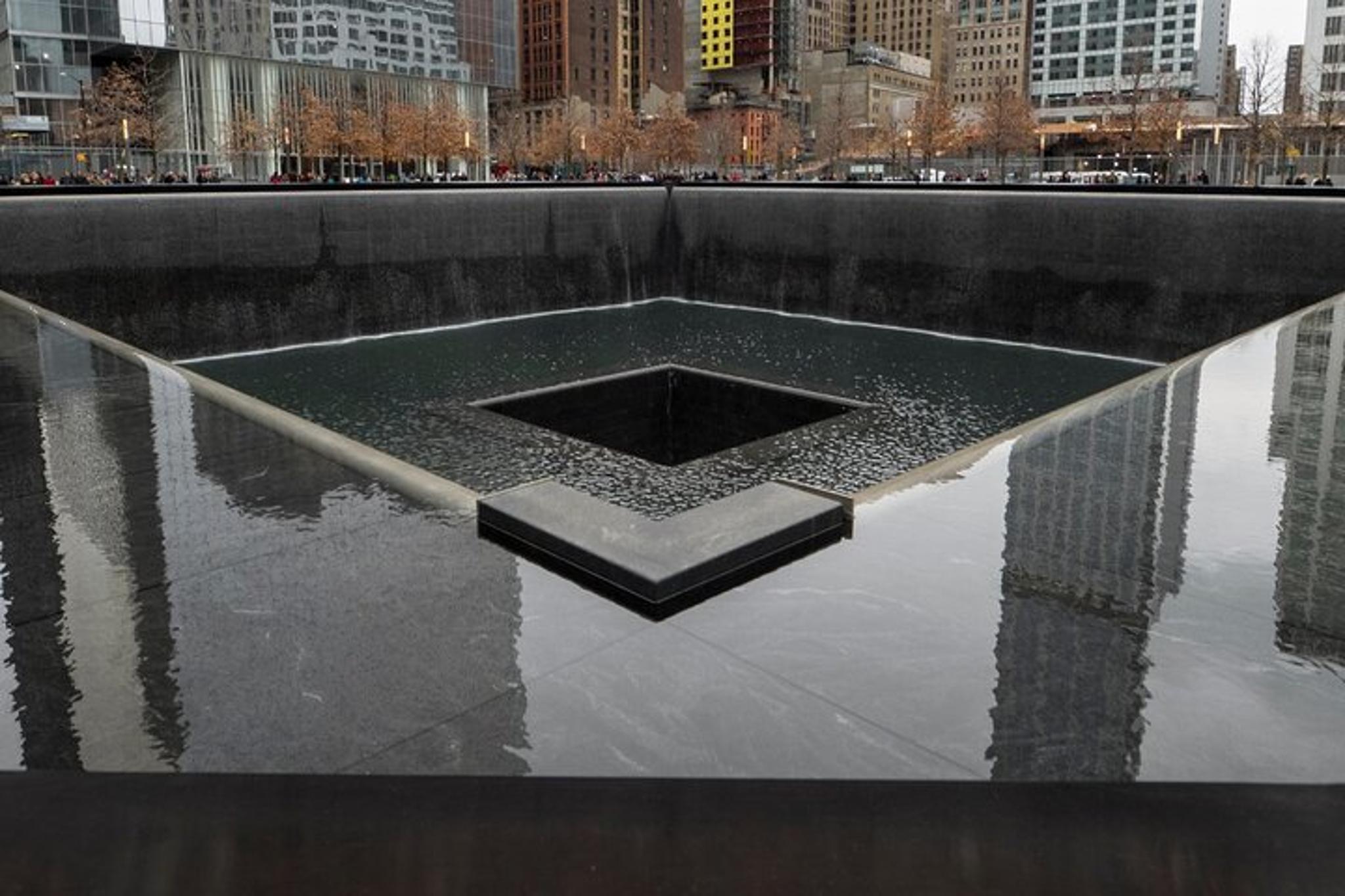 New York City 9/11 Ground Zero Tour with Museum and Observatory - Image 3